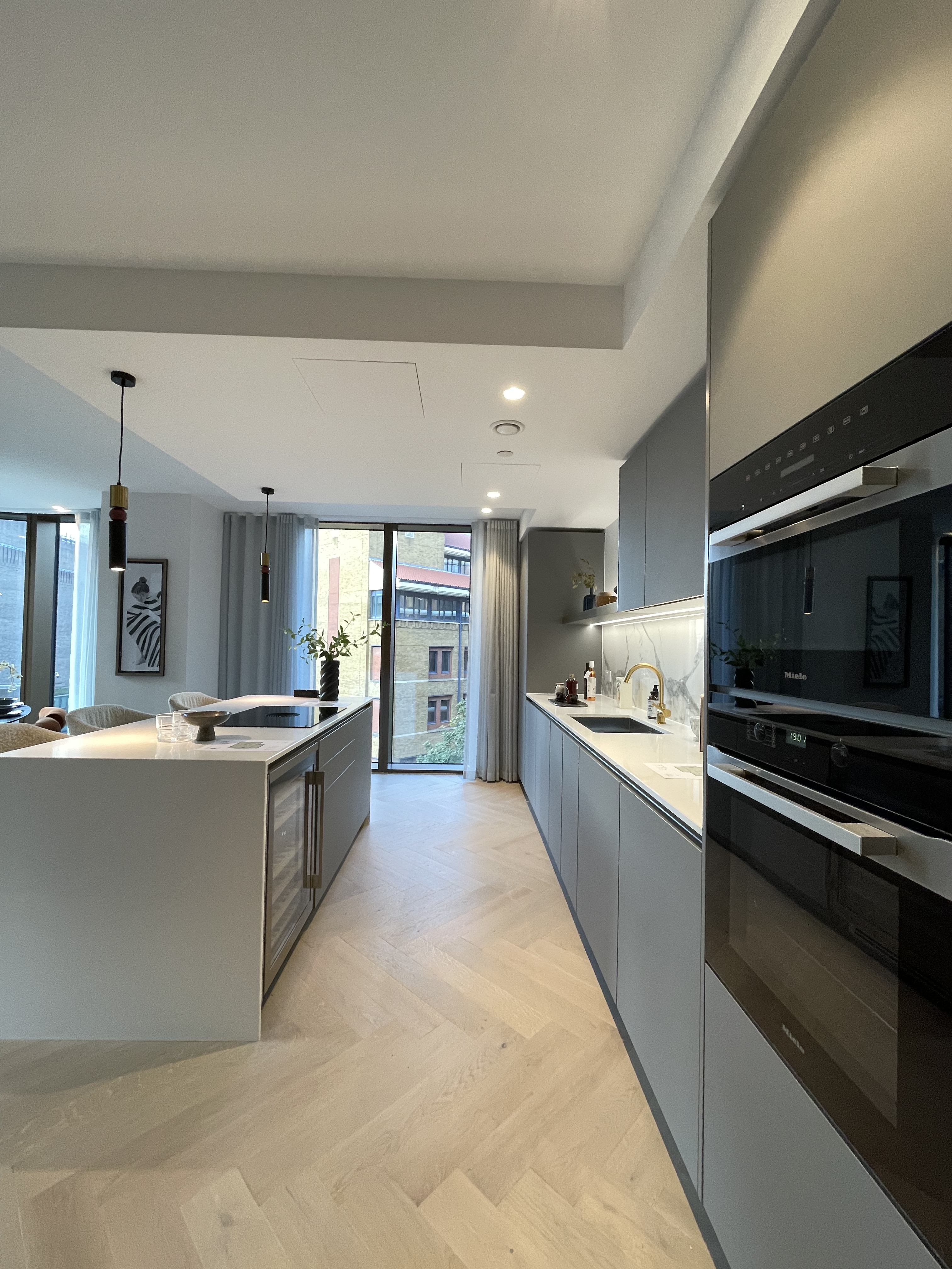 藍莎集團 | 英國置產一站式服務