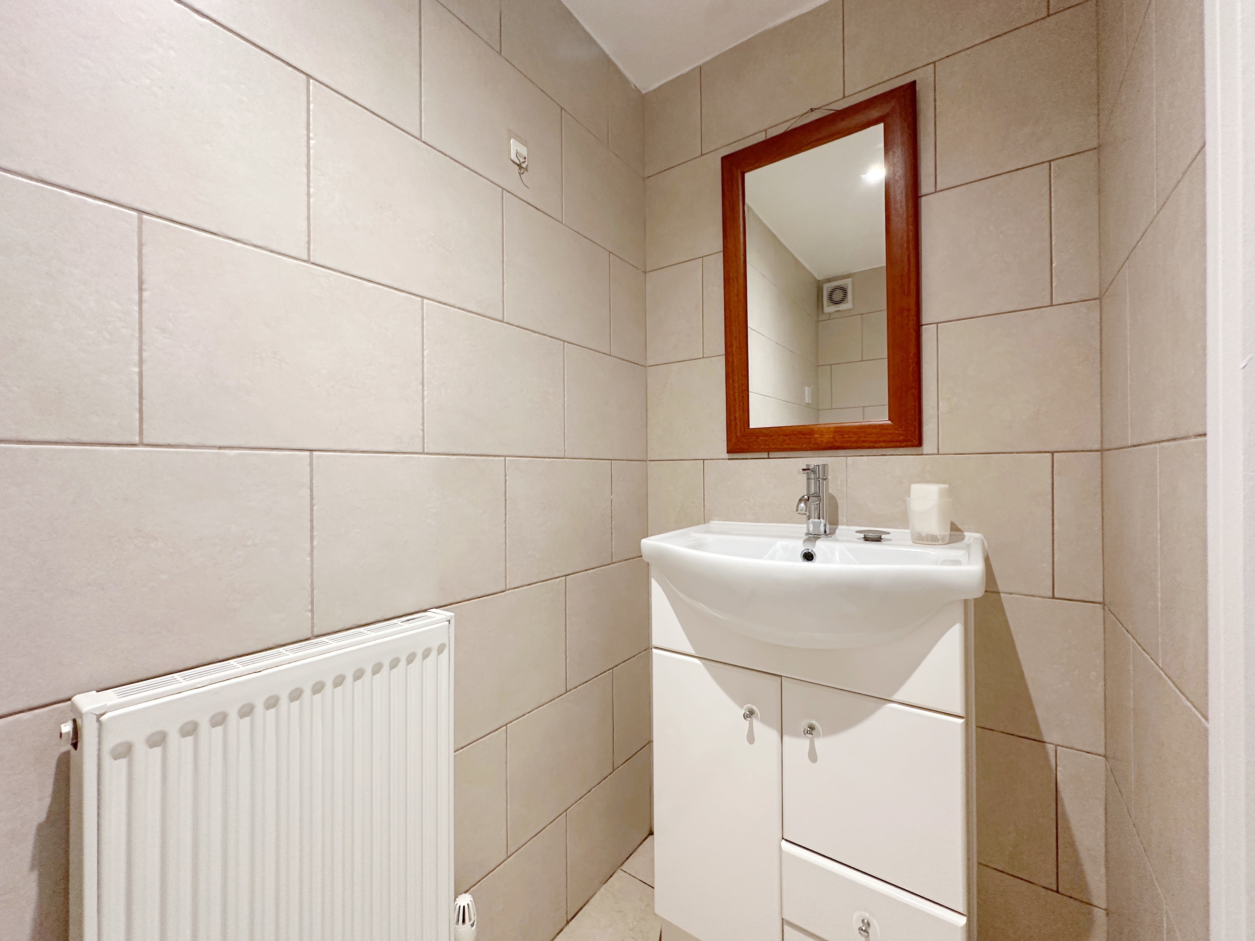 伦敦Cozy 3bedroom apartment near Elizabeth line 舒适3卧室公寓