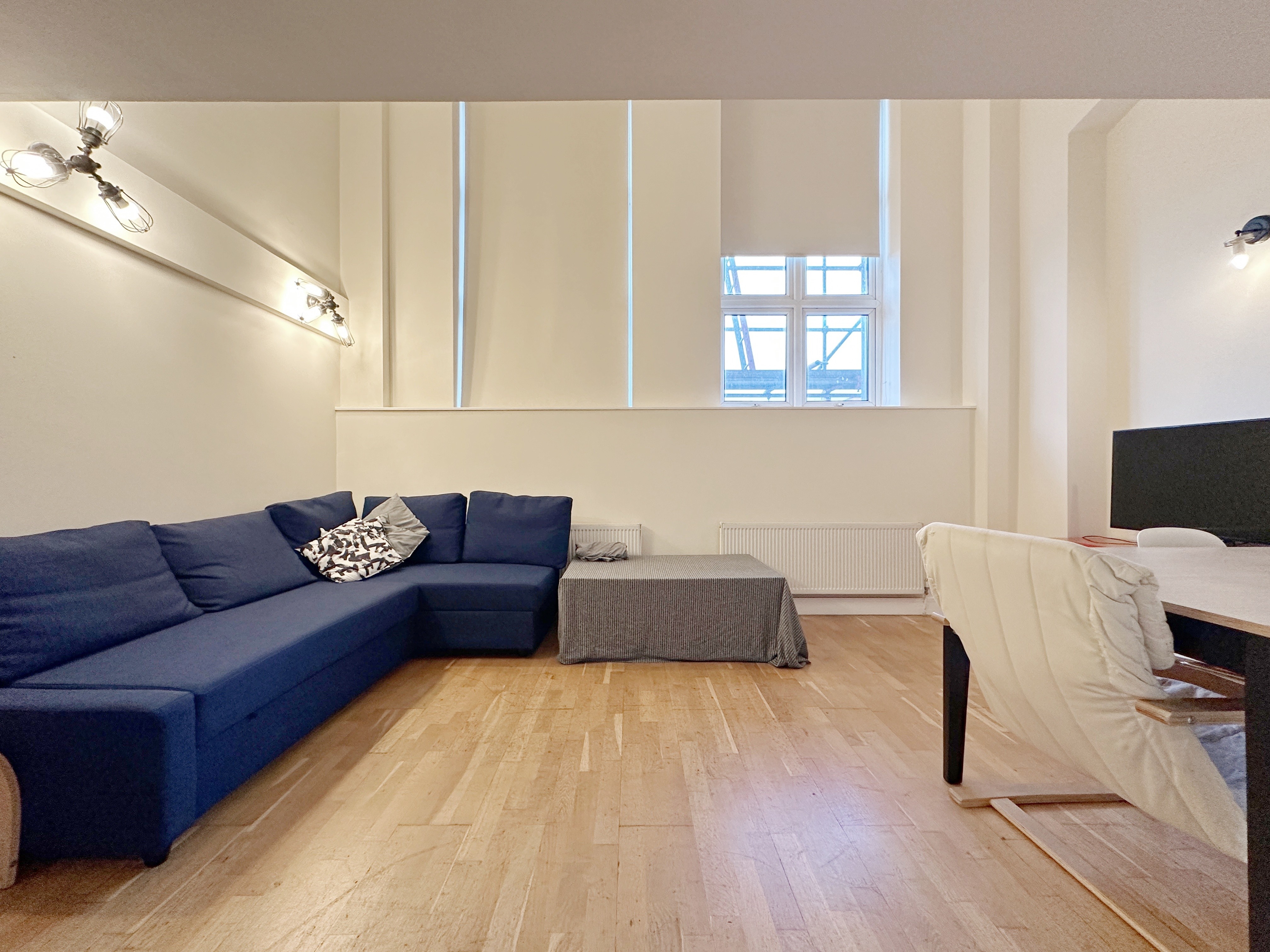 伦敦Cozy 3bedroom apartment near Elizabeth line 舒适3卧室公寓