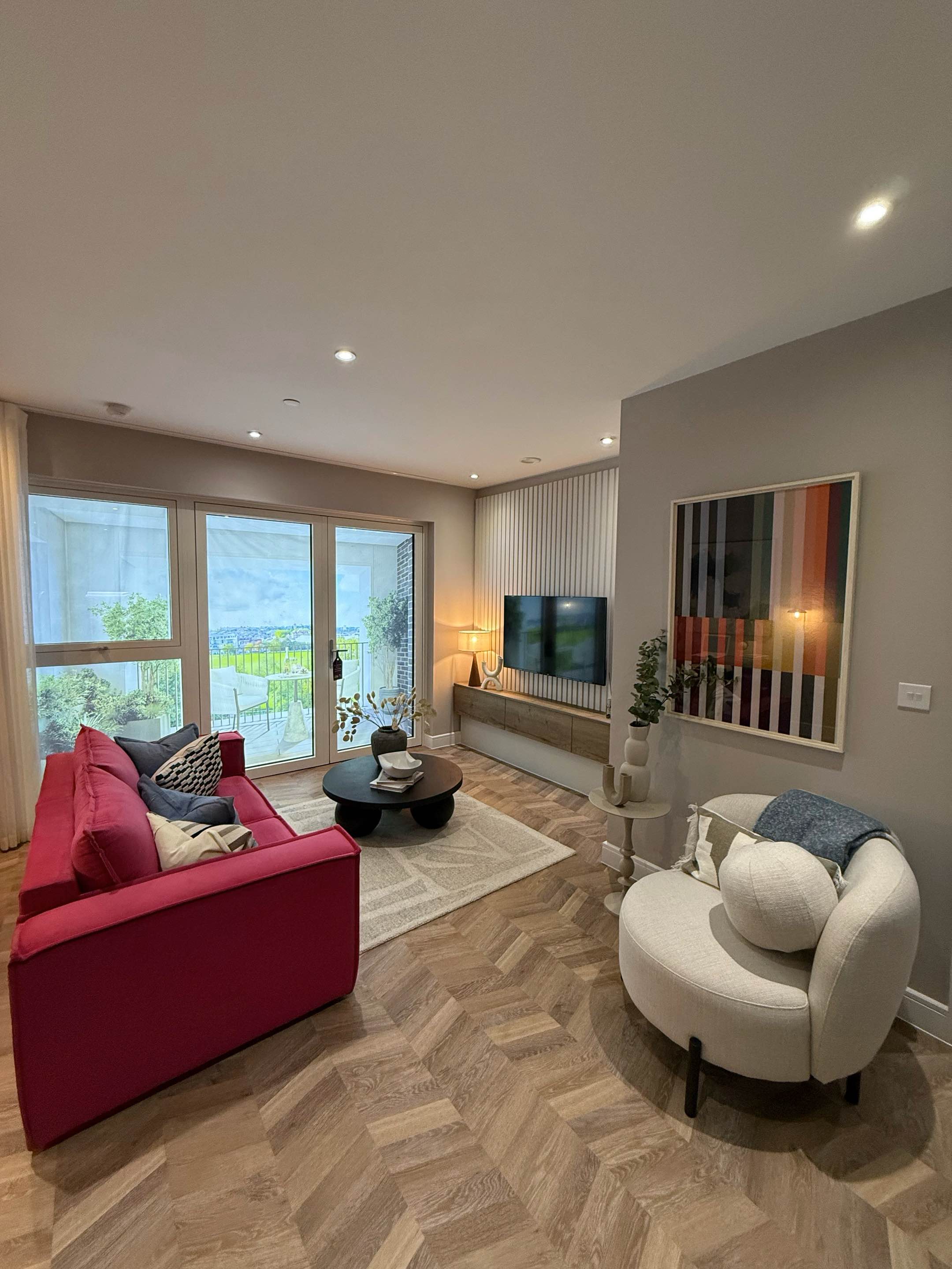 藍莎集團 - 英國樓盤、英國物業代理 | 英國買樓置業一站式服務