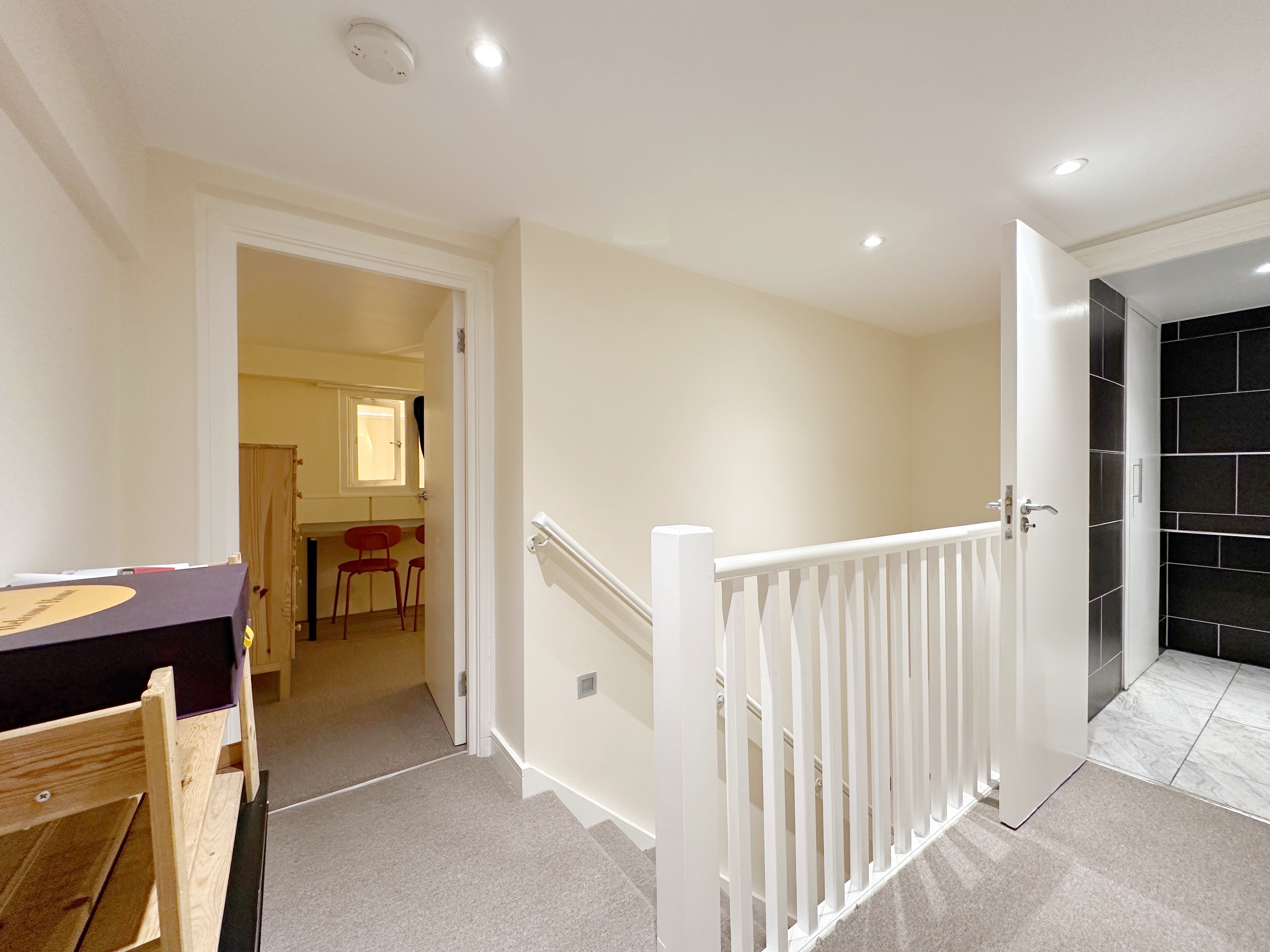 伦敦Cozy 3bedroom apartment near Elizabeth line 舒适3卧室公寓