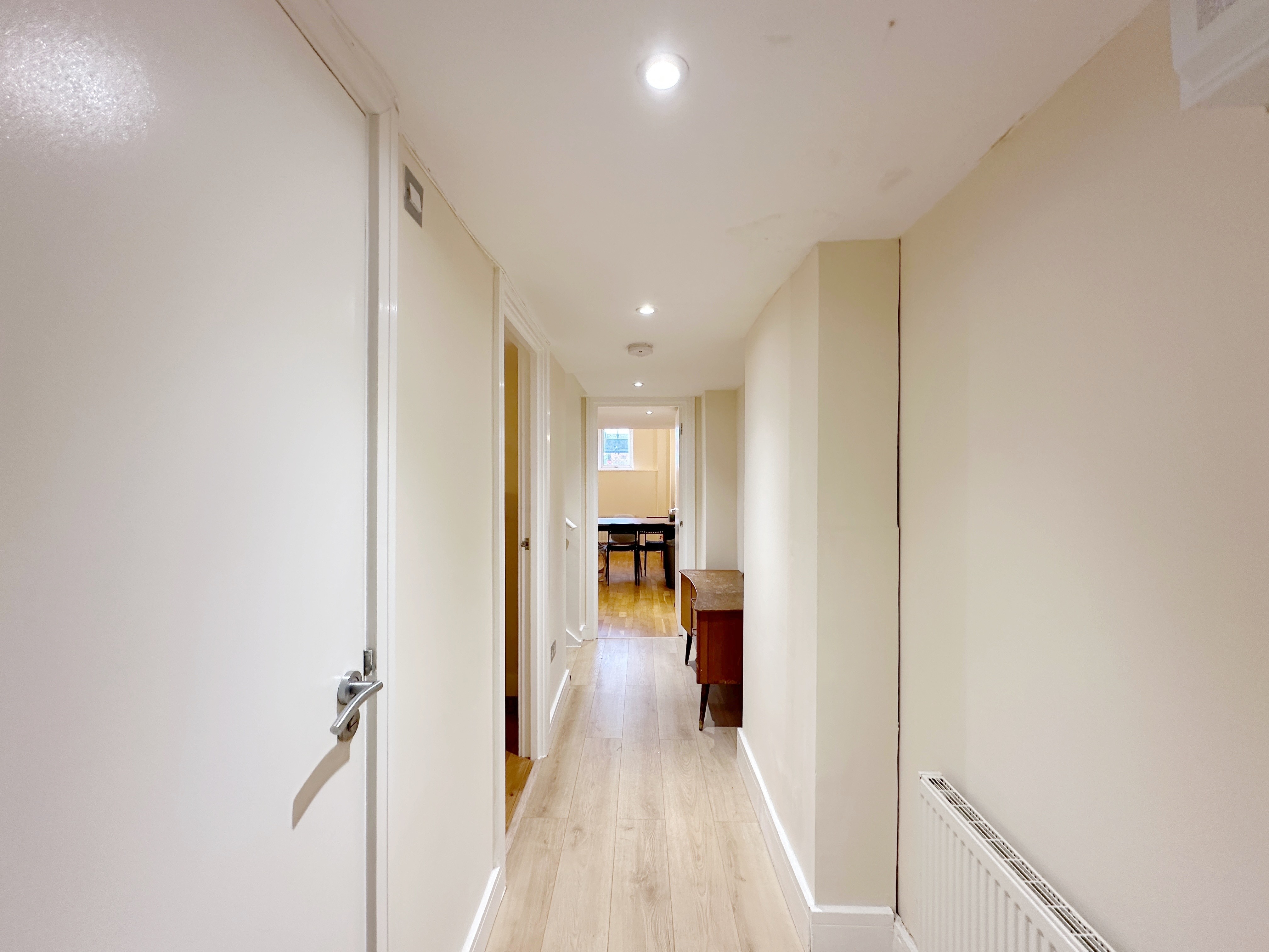 伦敦Cozy 3bedroom apartment near Elizabeth line 舒适3卧室公寓