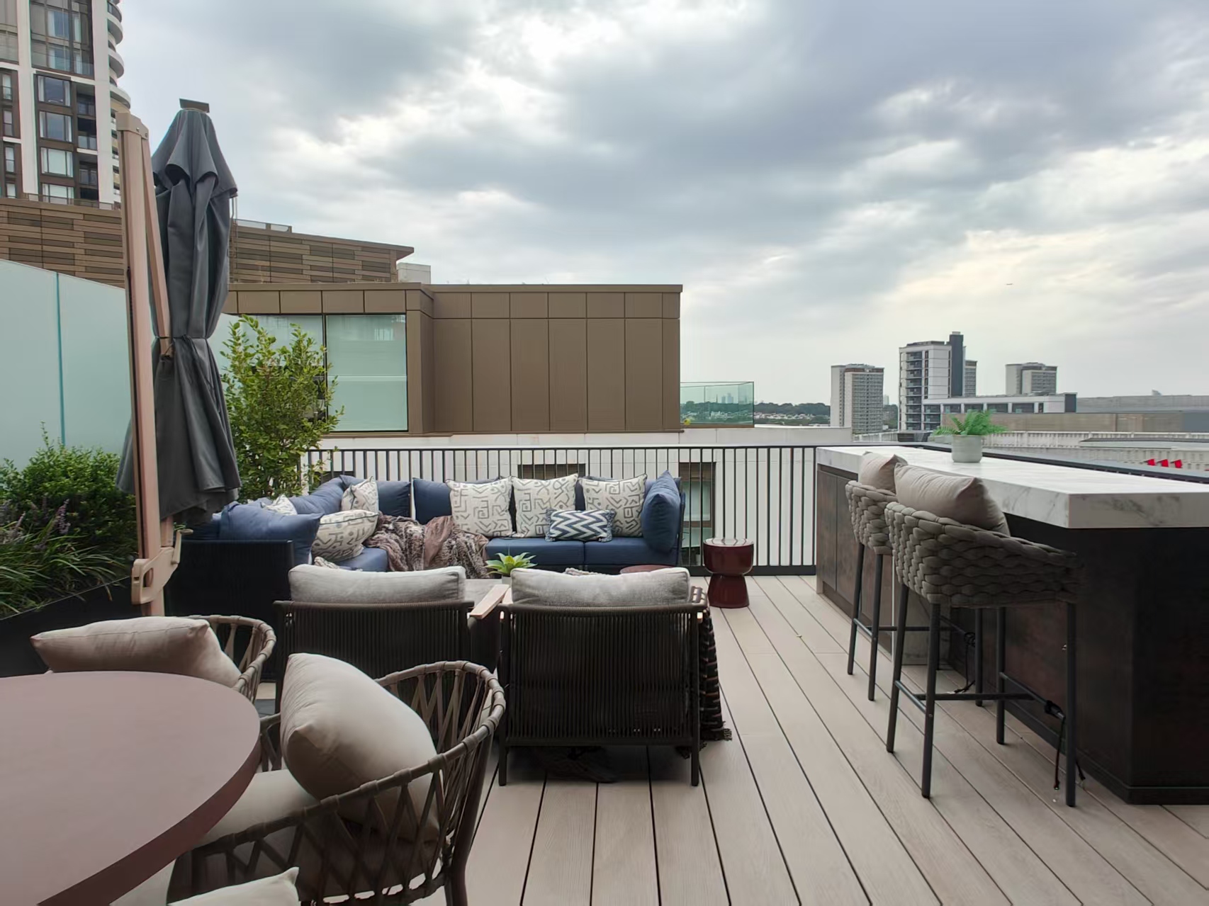 Lansha Group - UK Real Estate, UK Property Agency | One stop shop for buying and purchasing properties in the UK