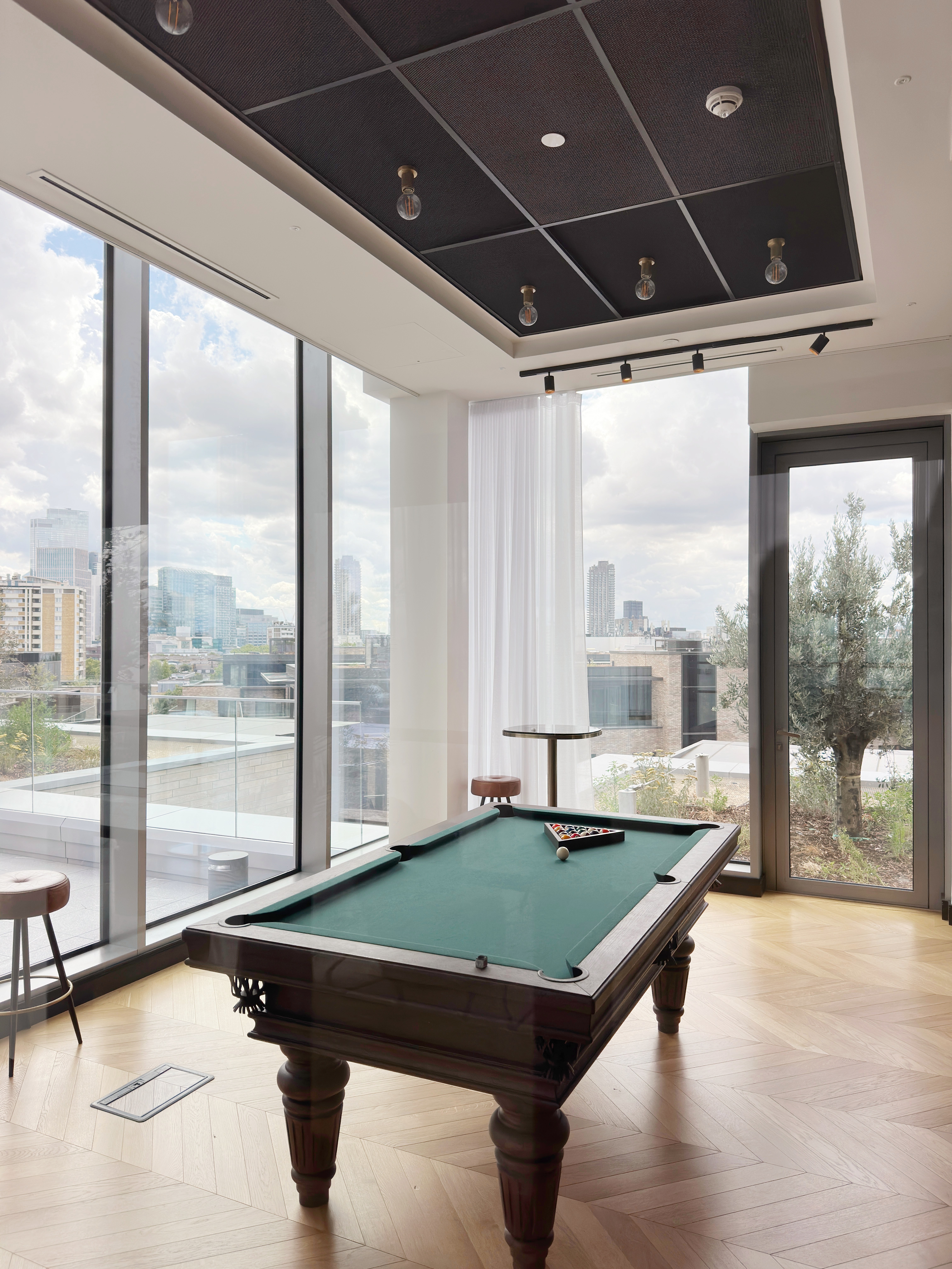 Lansha Group - UK Real Estate, UK Property Agency | One stop shop for buying and purchasing properties in the UK