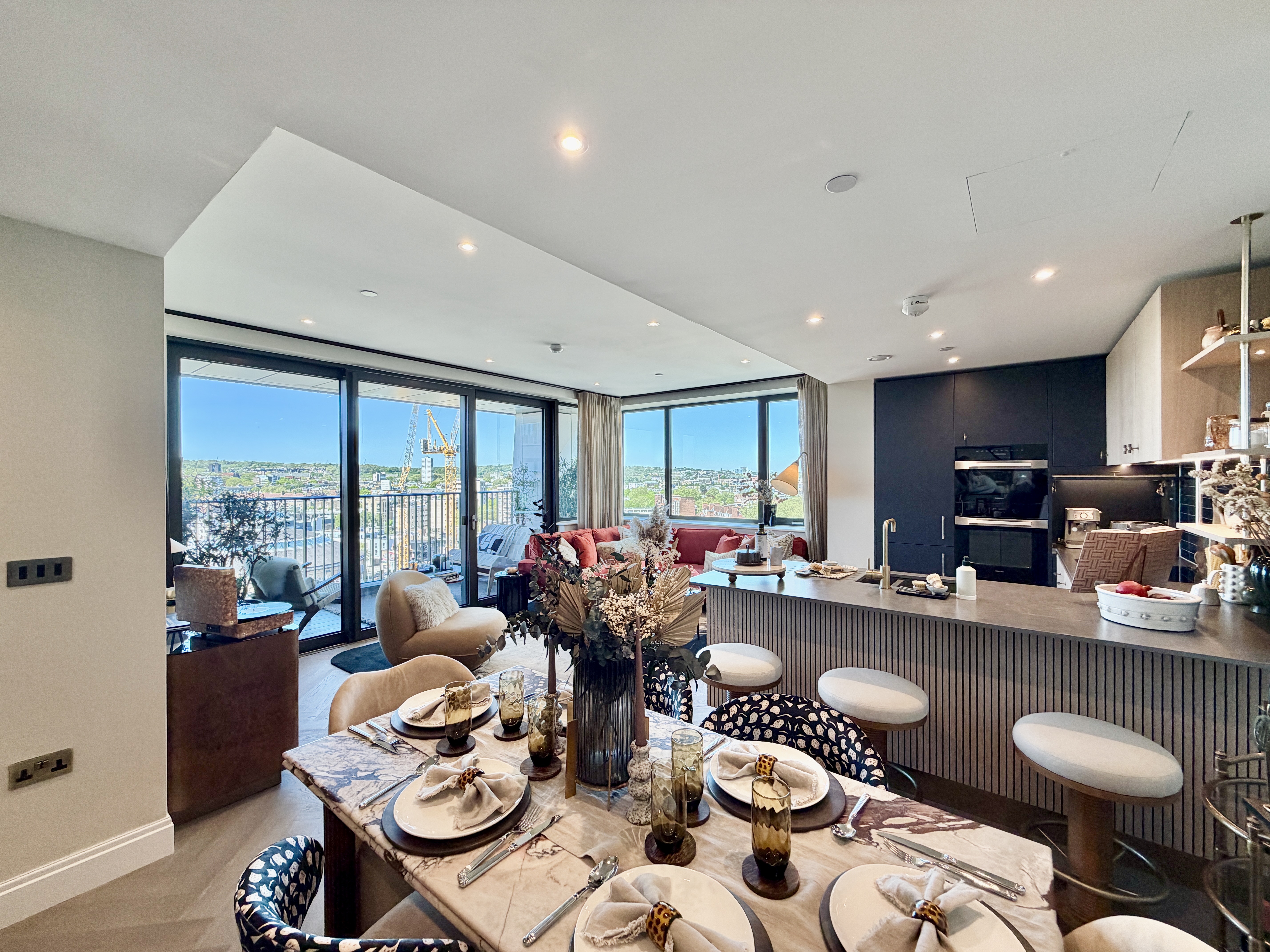 Lansha Group - UK Real Estate, UK Property Agency | One stop shop for buying and purchasing properties in the UK