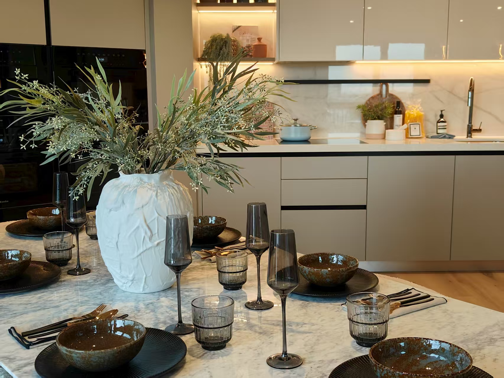 Lansha Group - UK Real Estate, UK Property Agency | One stop shop for buying and purchasing properties in the UK