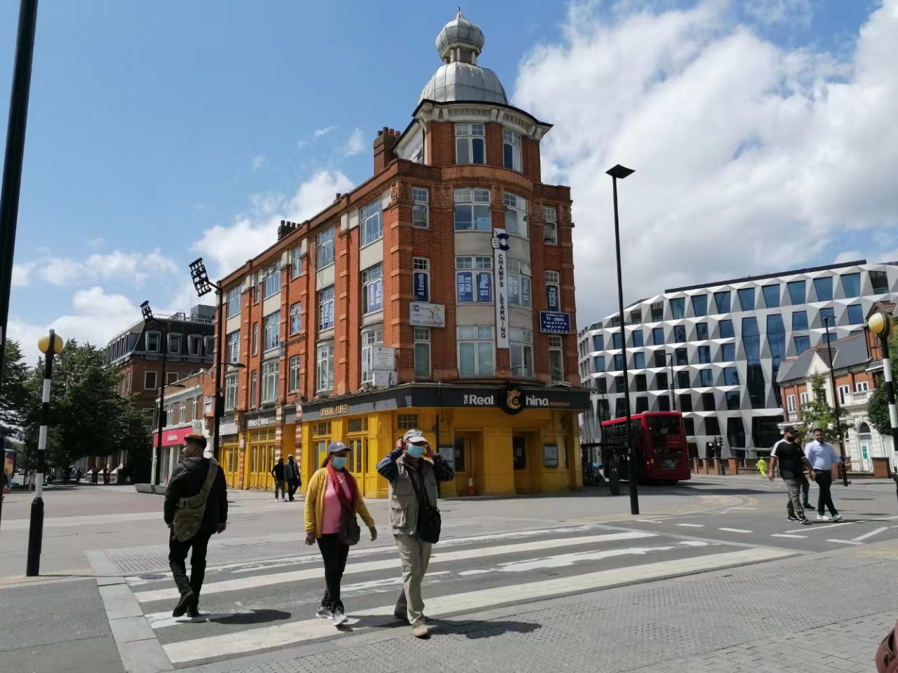 藍莎集團 - 英國樓盤、英國物業代理 | 英國買樓置業一站式服務