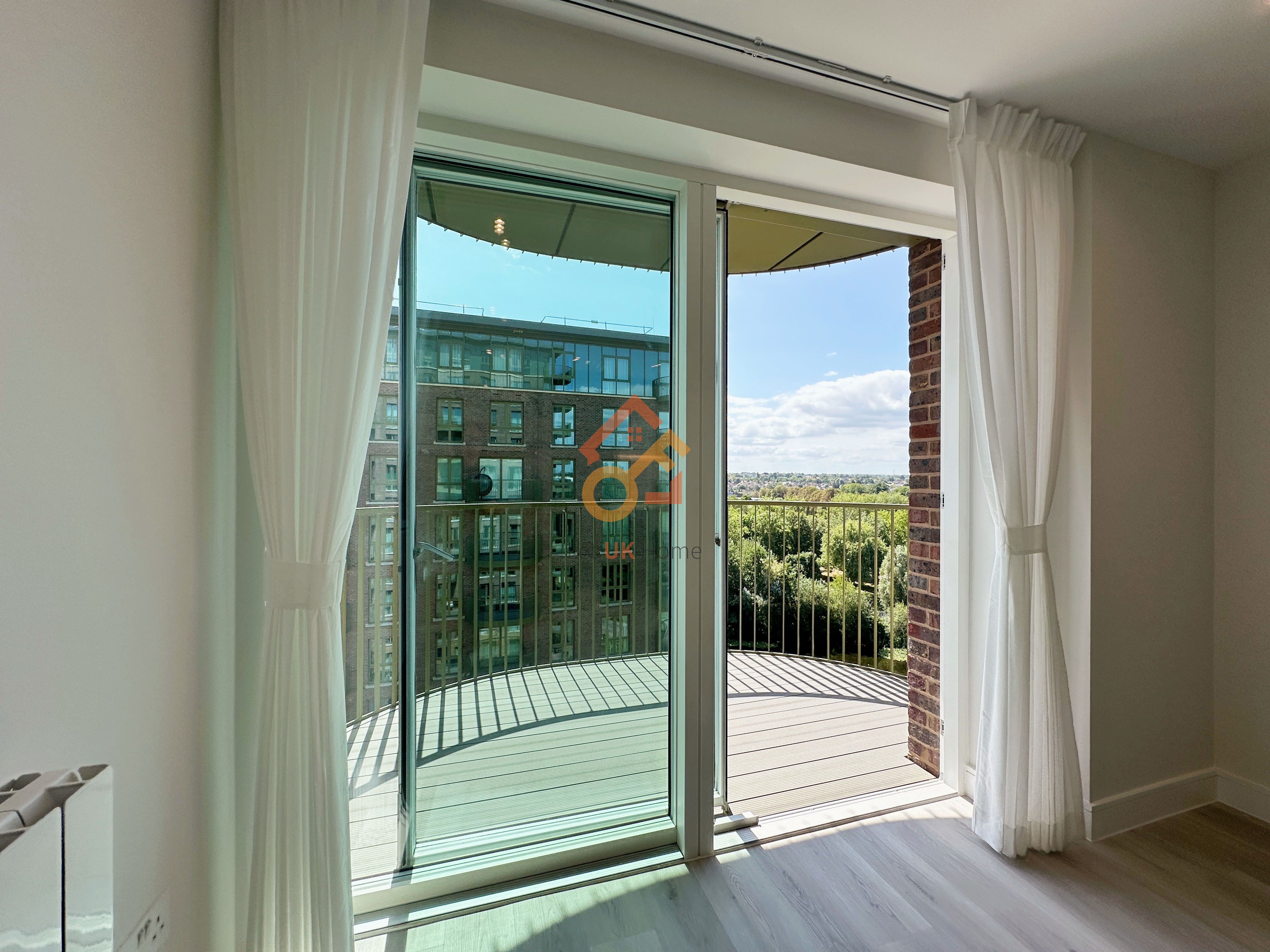 藍莎集團 | 英國置產一站式服務