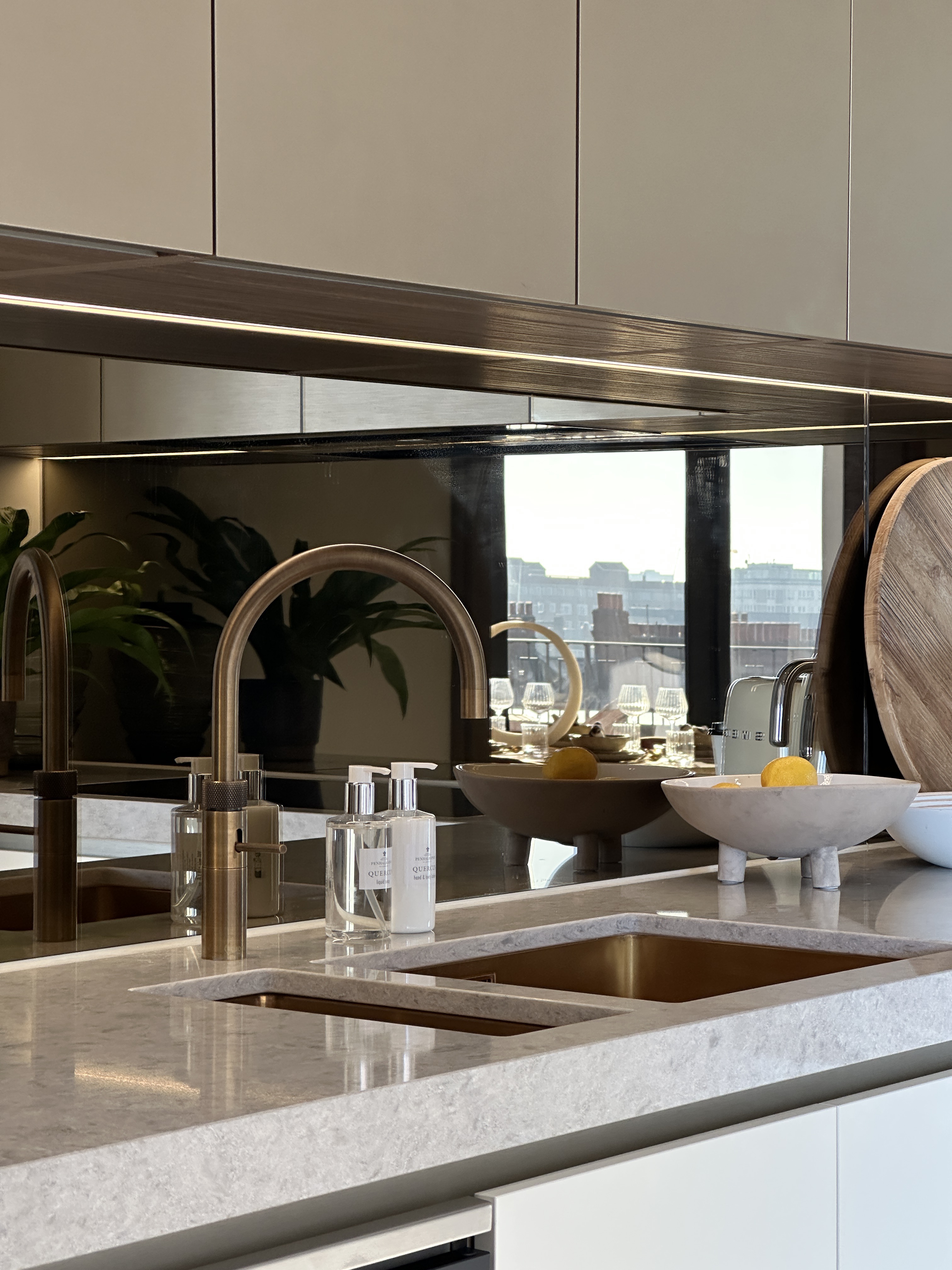 Lansha Group - UK Real Estate, UK Property Agency | One stop shop for buying and purchasing properties in the UK