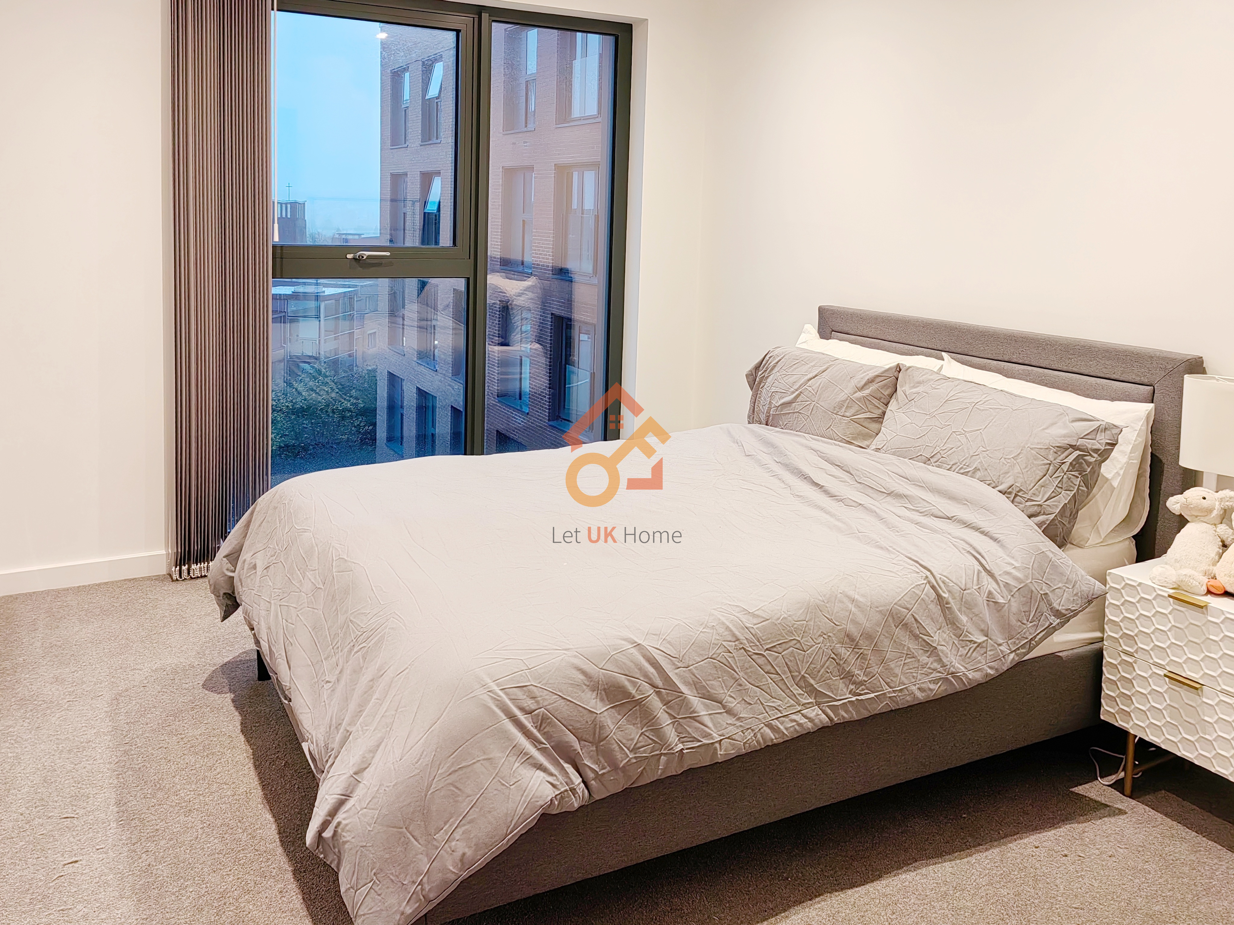 Lansha Group - UK Real Estate, UK Property Agency | One stop shop for buying and purchasing properties in the UK