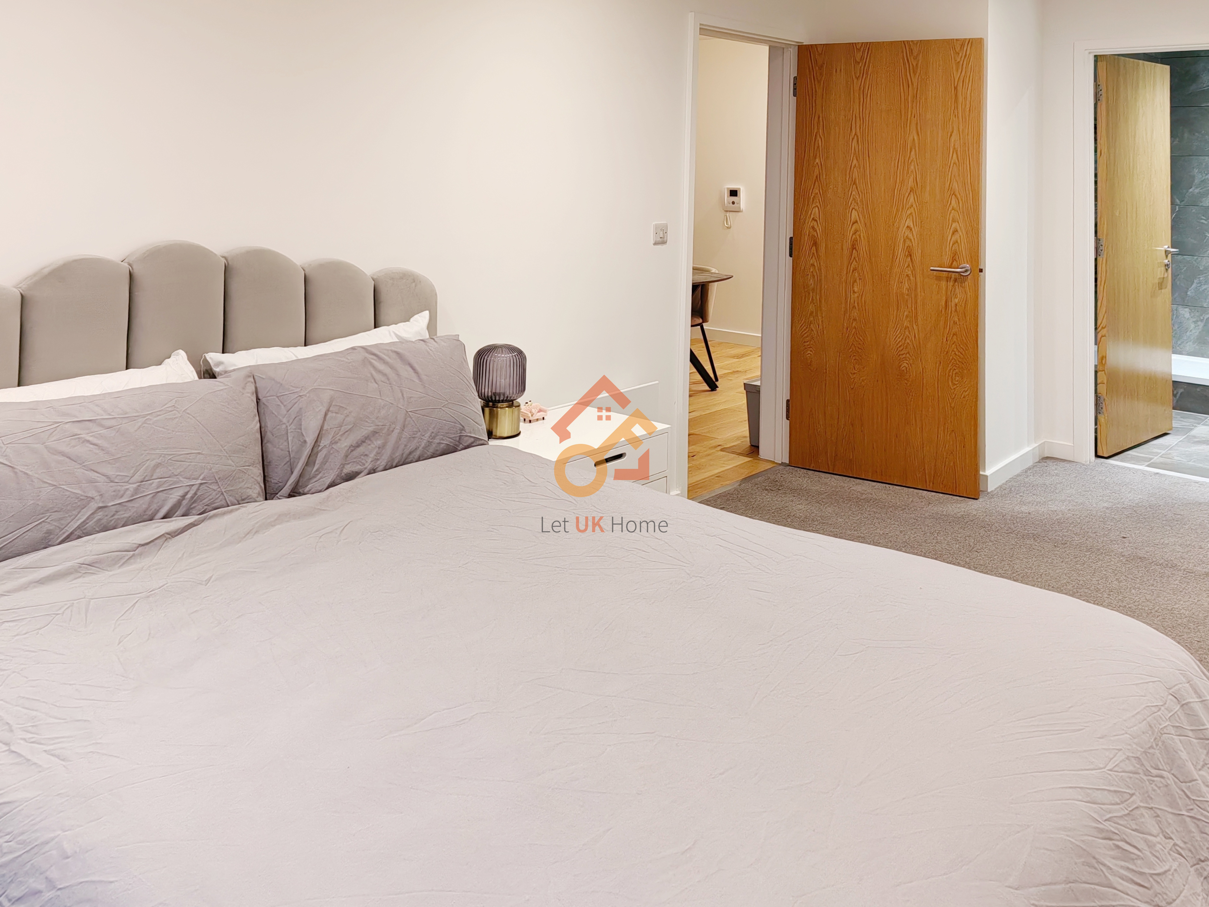 Lansha Group - UK Real Estate, UK Property Agency | One stop shop for buying and purchasing properties in the UK