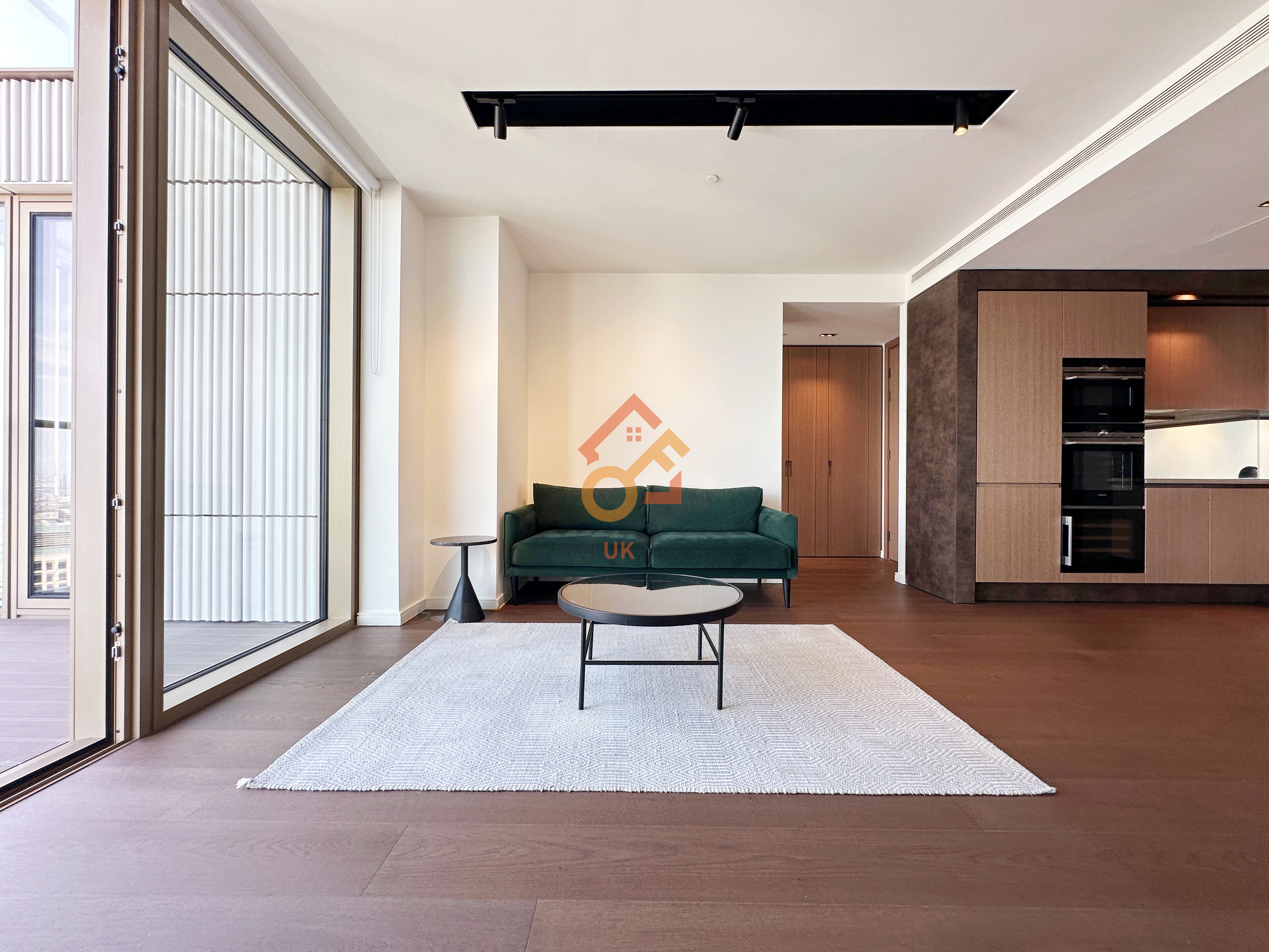 藍莎集團 | 英國置產一站式服務