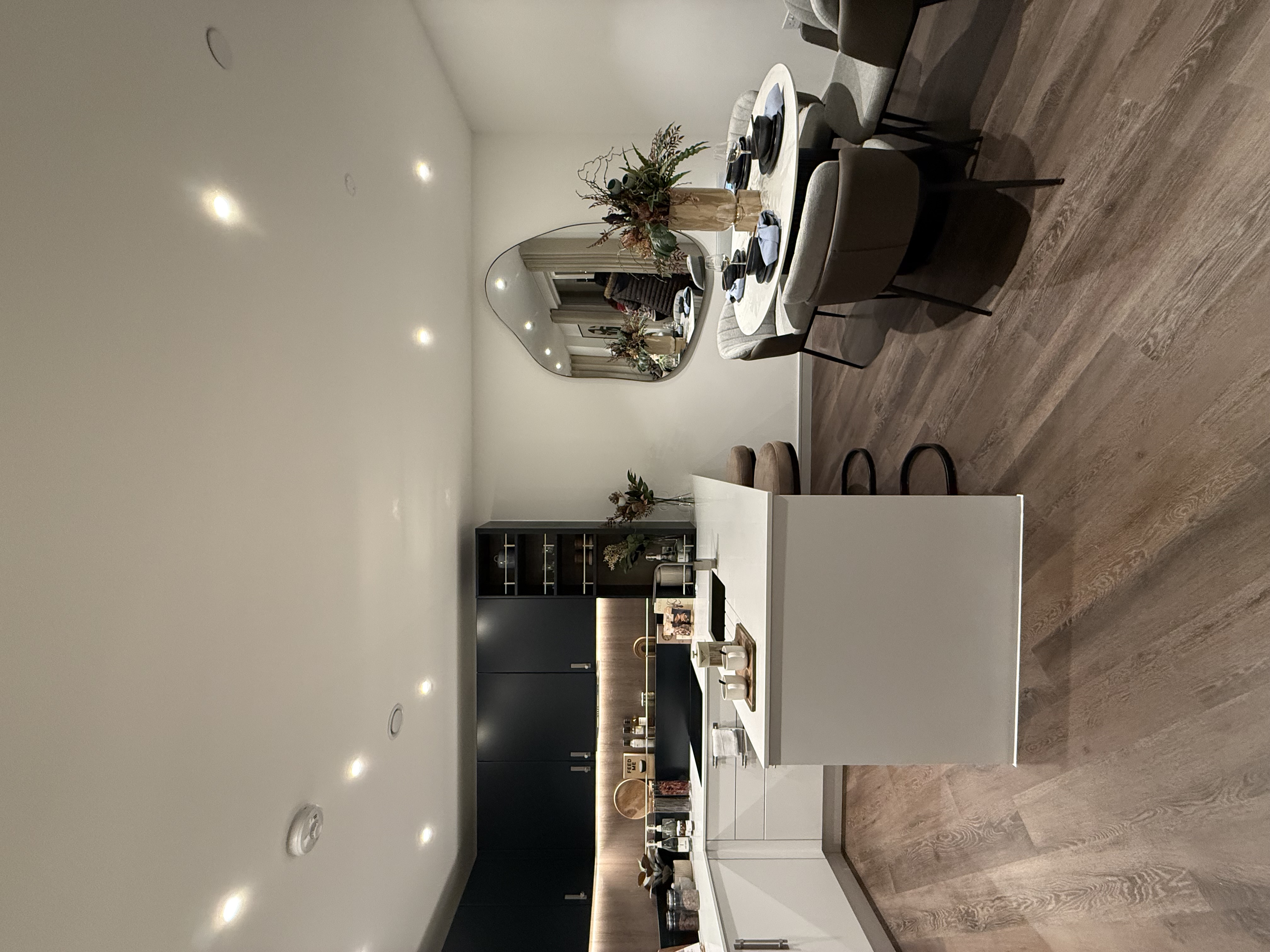 藍莎集團 - 英國樓盤、英國物業代理 | 英國買樓置業一站式服務