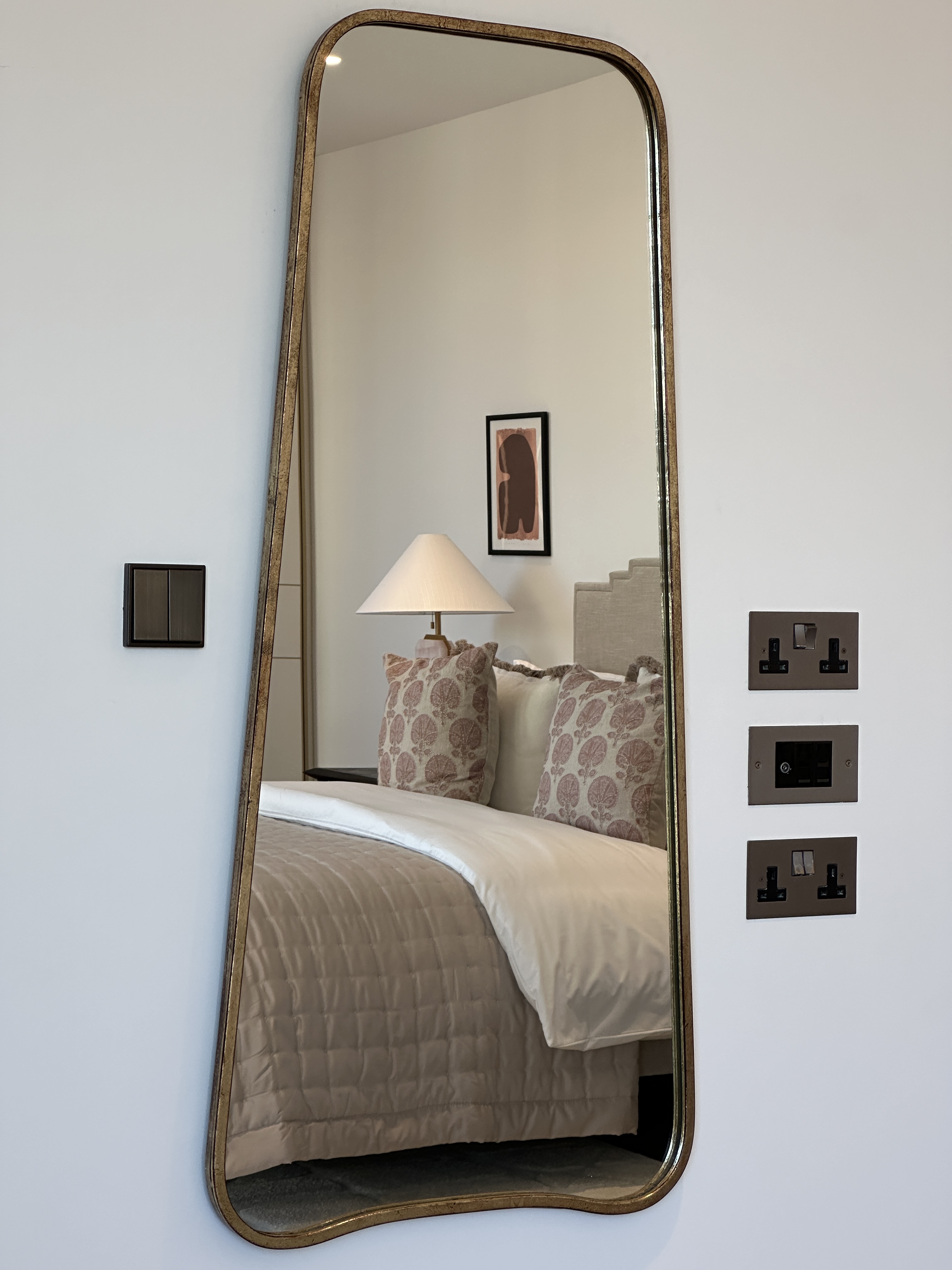 Lansha Group - UK Real Estate, UK Property Agency | One stop shop for buying and purchasing properties in the UK