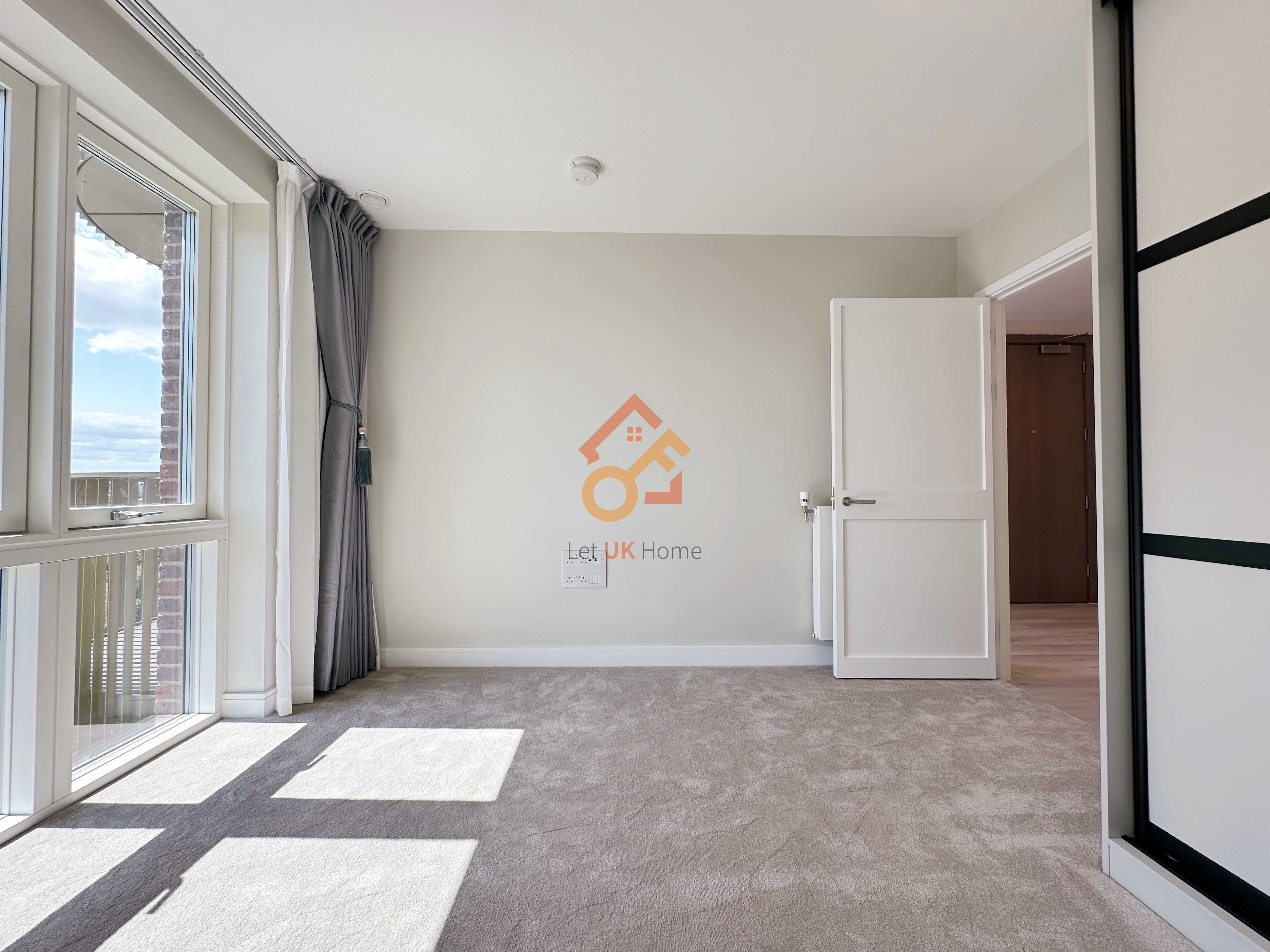 藍莎集團 | 英國置產一站式服務