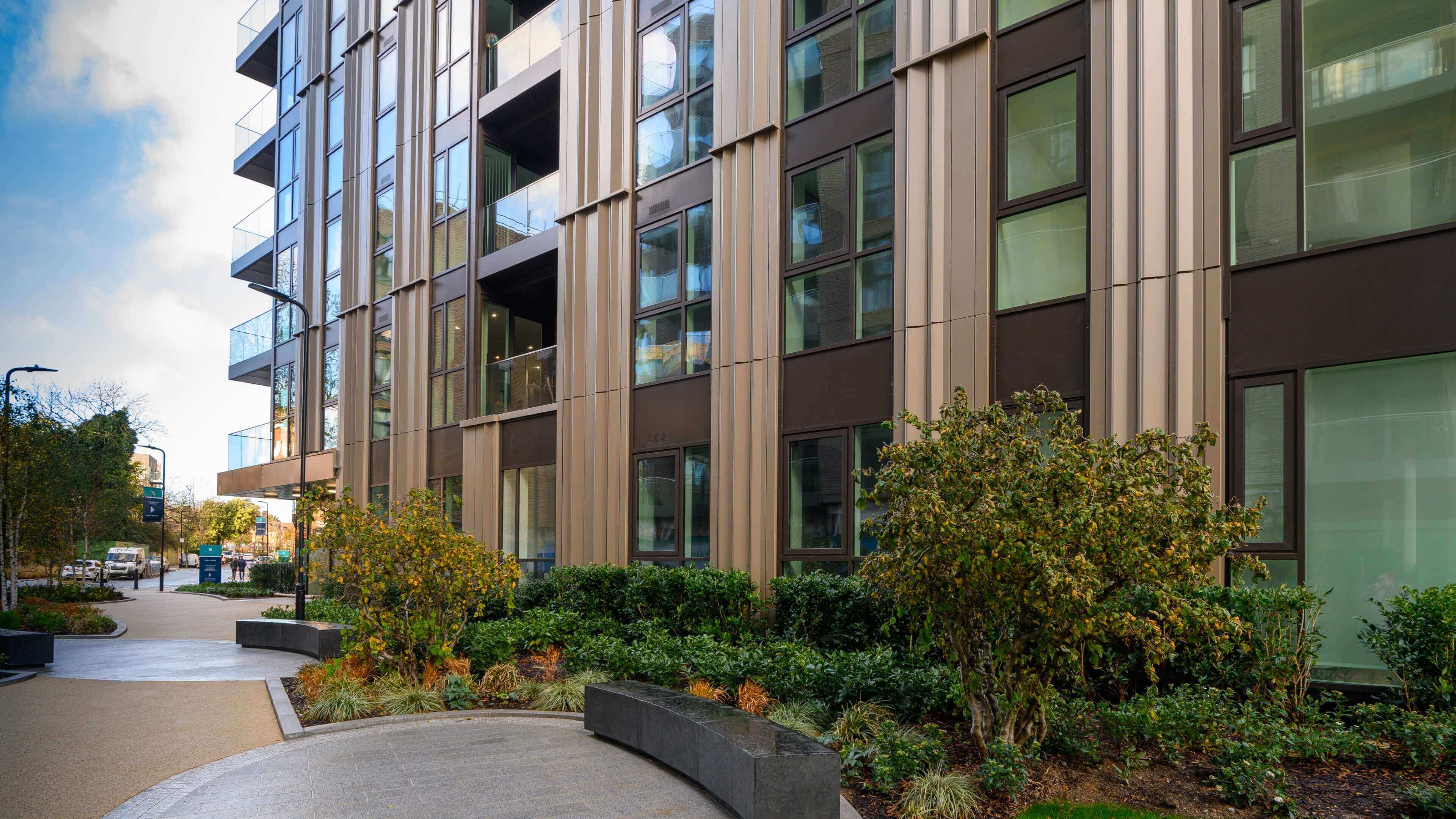 藍莎集團 - 英國樓盤、英國物業代理 | 英國買樓置業一站式服務