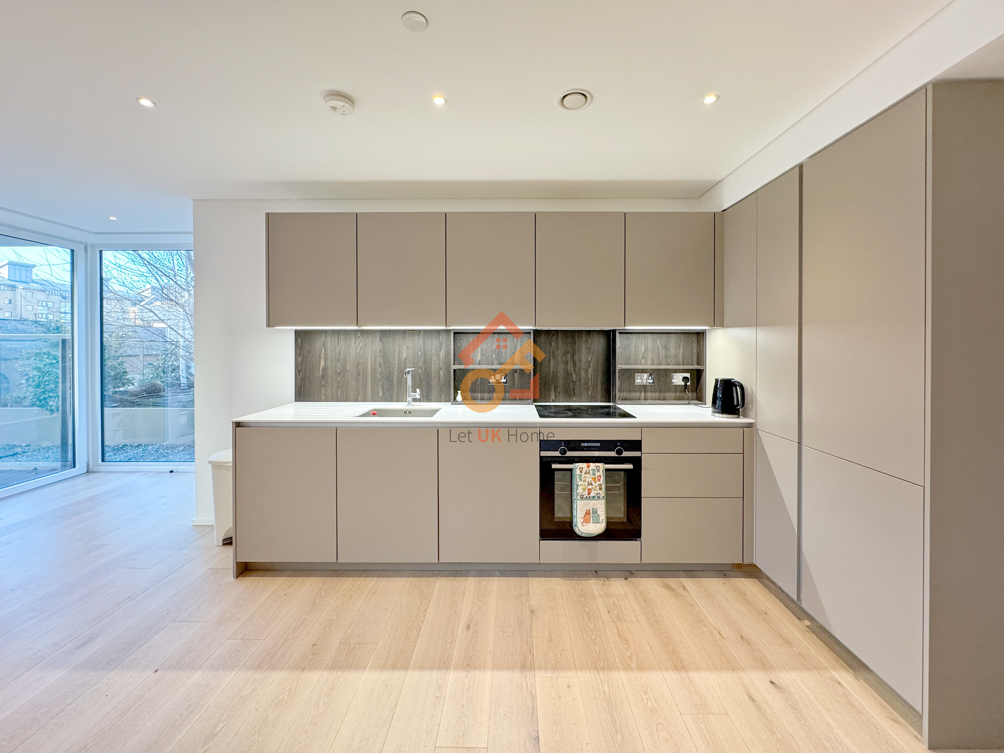 藍莎集團 | 國際置產一站式服務