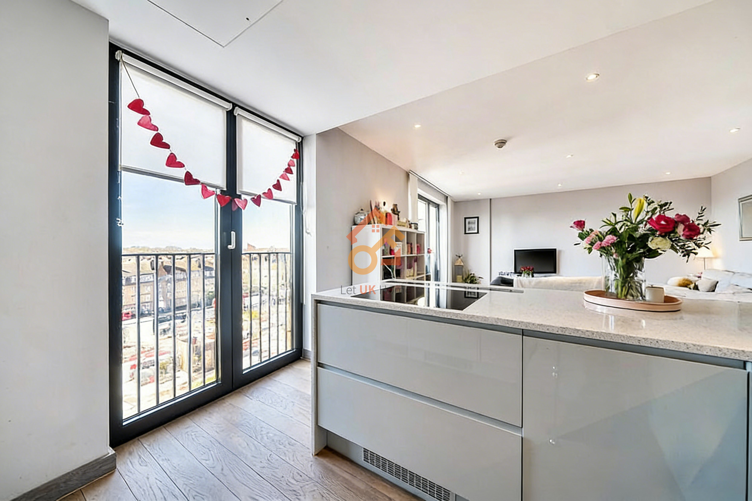 藍莎集團 - 英國樓盤、英國物業代理 | 英國買樓置業一站式服務