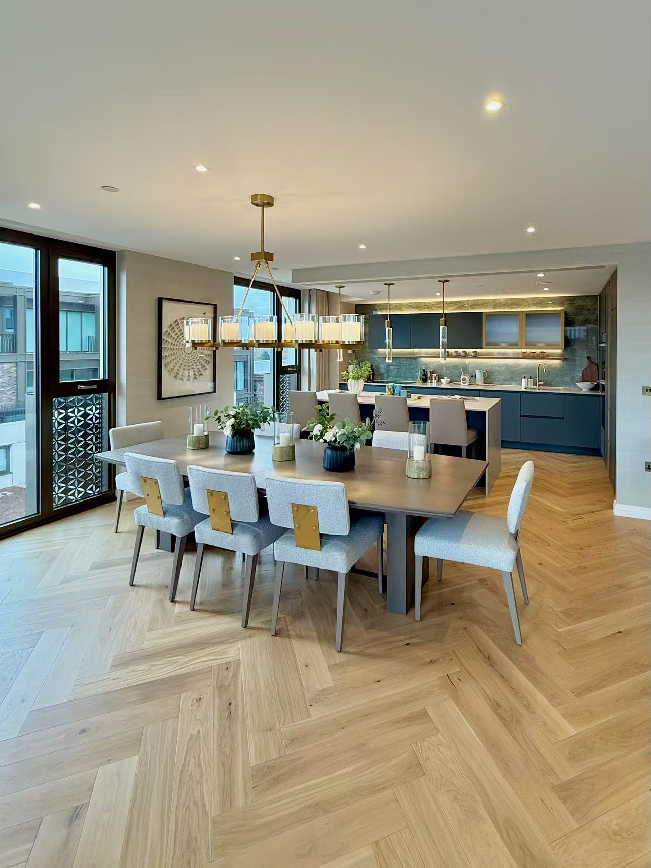 藍莎集團 - 英國樓盤、英國物業代理 | 英國買樓置業一站式服務