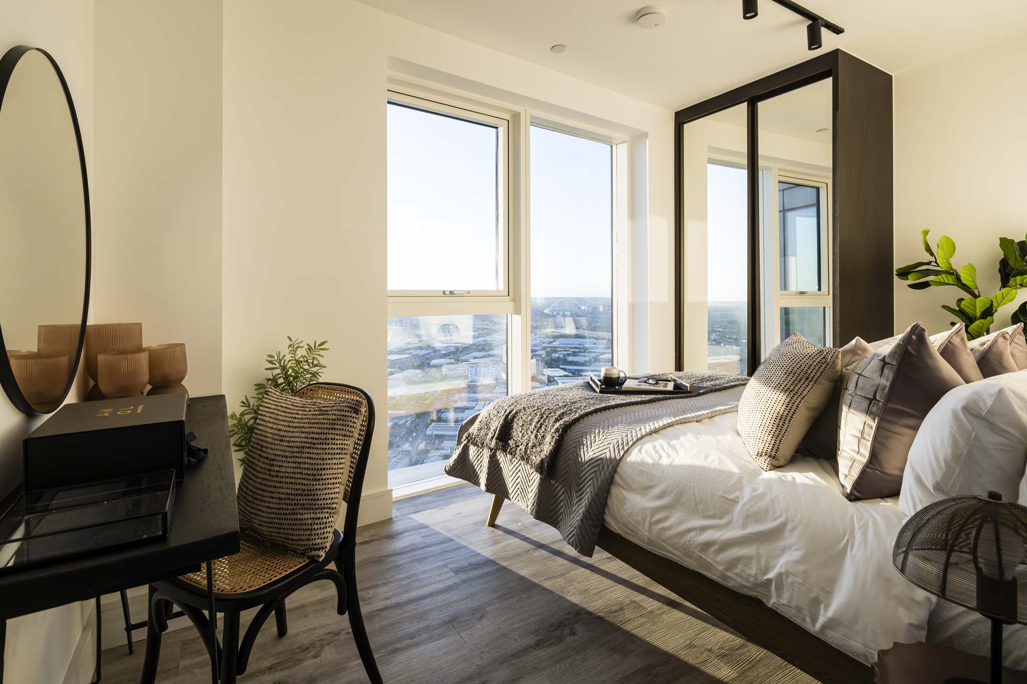 藍莎集團 - 英國樓盤、英國物業代理 | 英國買樓置業一站式服務