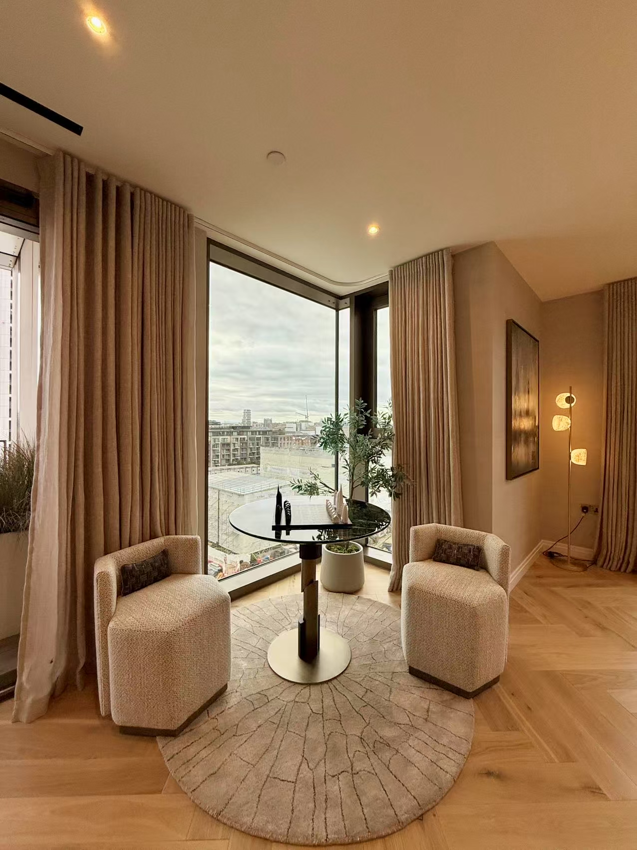 藍莎集團 - 英國樓盤、英國物業代理 | 英國買樓置業一站式服務