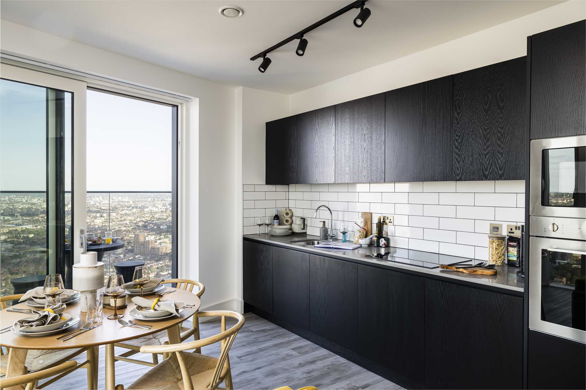 藍莎集團 - 英國樓盤、英國物業代理 | 英國買樓置業一站式服務