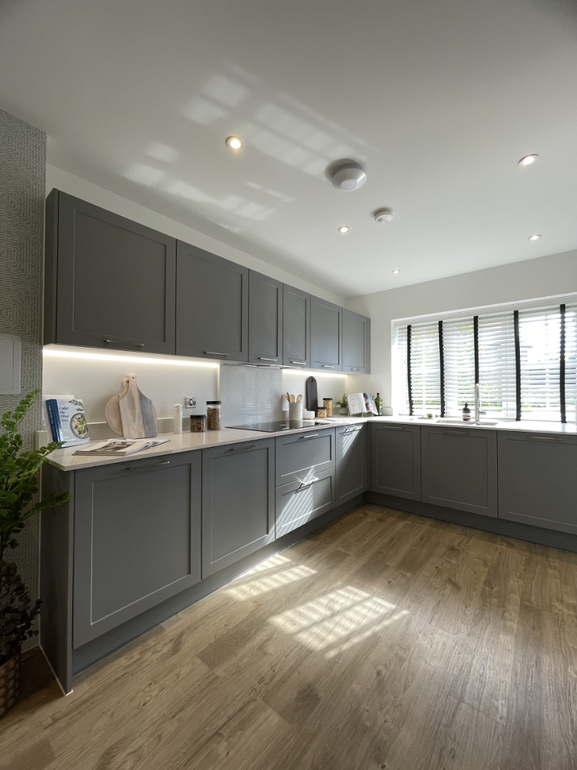 Lansha Group - UK Real Estate, UK Property Agency | One stop shop for buying and purchasing properties in the UK