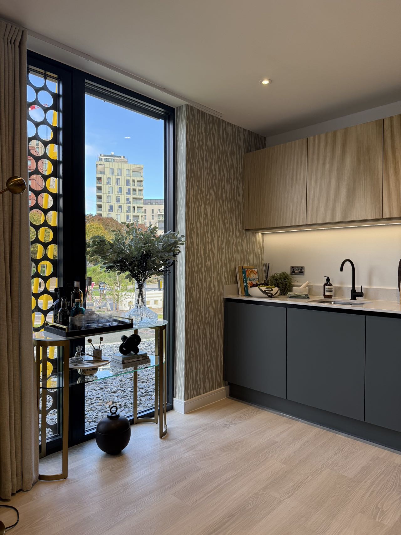 藍莎集團 | 英國置產一站式服務