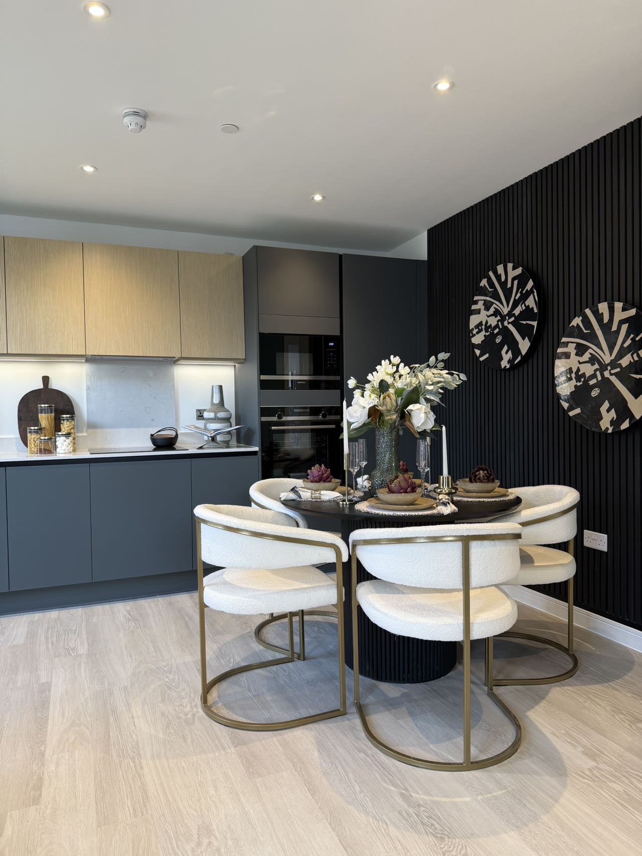 藍莎集團 | 英國置產一站式服務