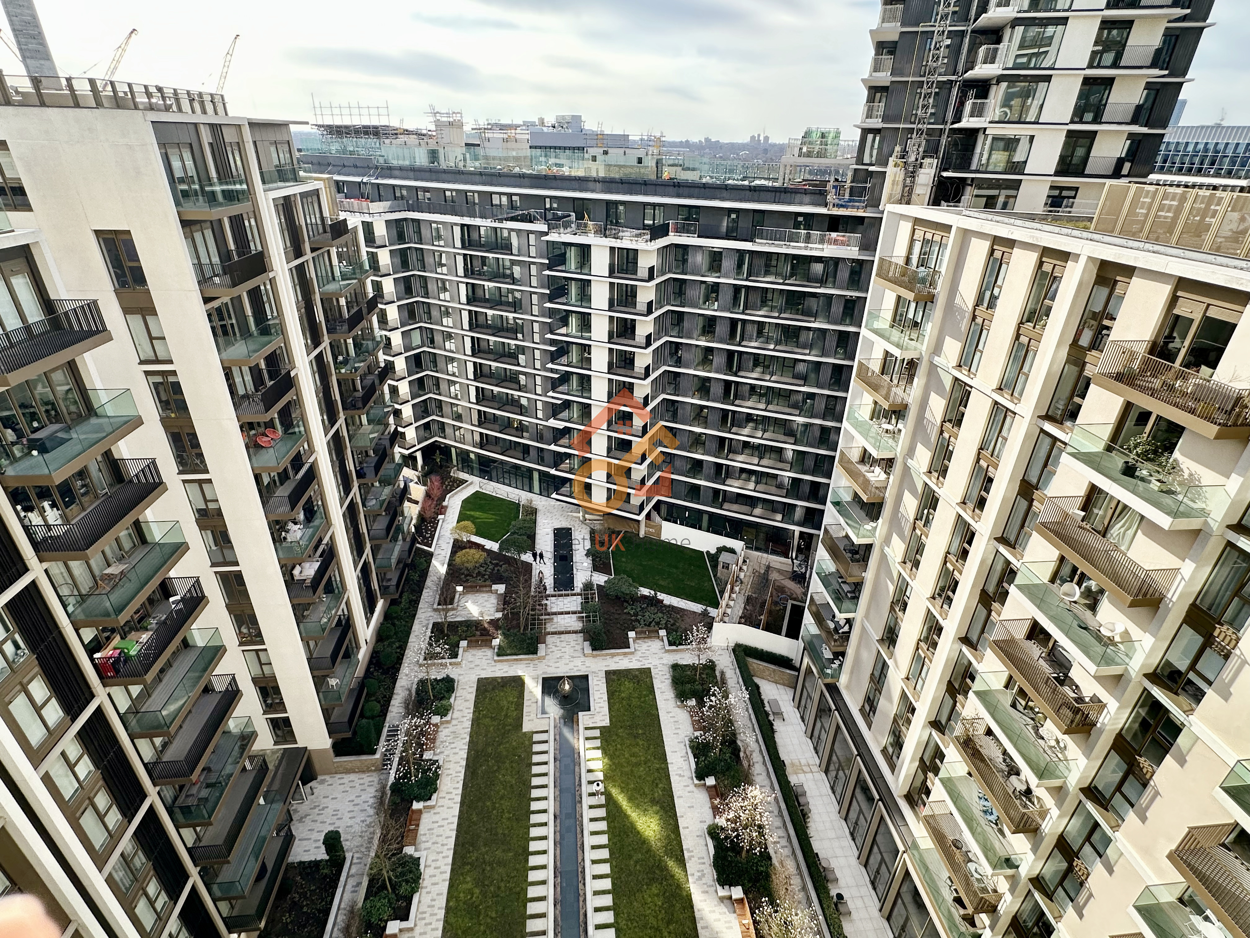 伦敦White City·2房·Belvedere Row Apartments 外立面