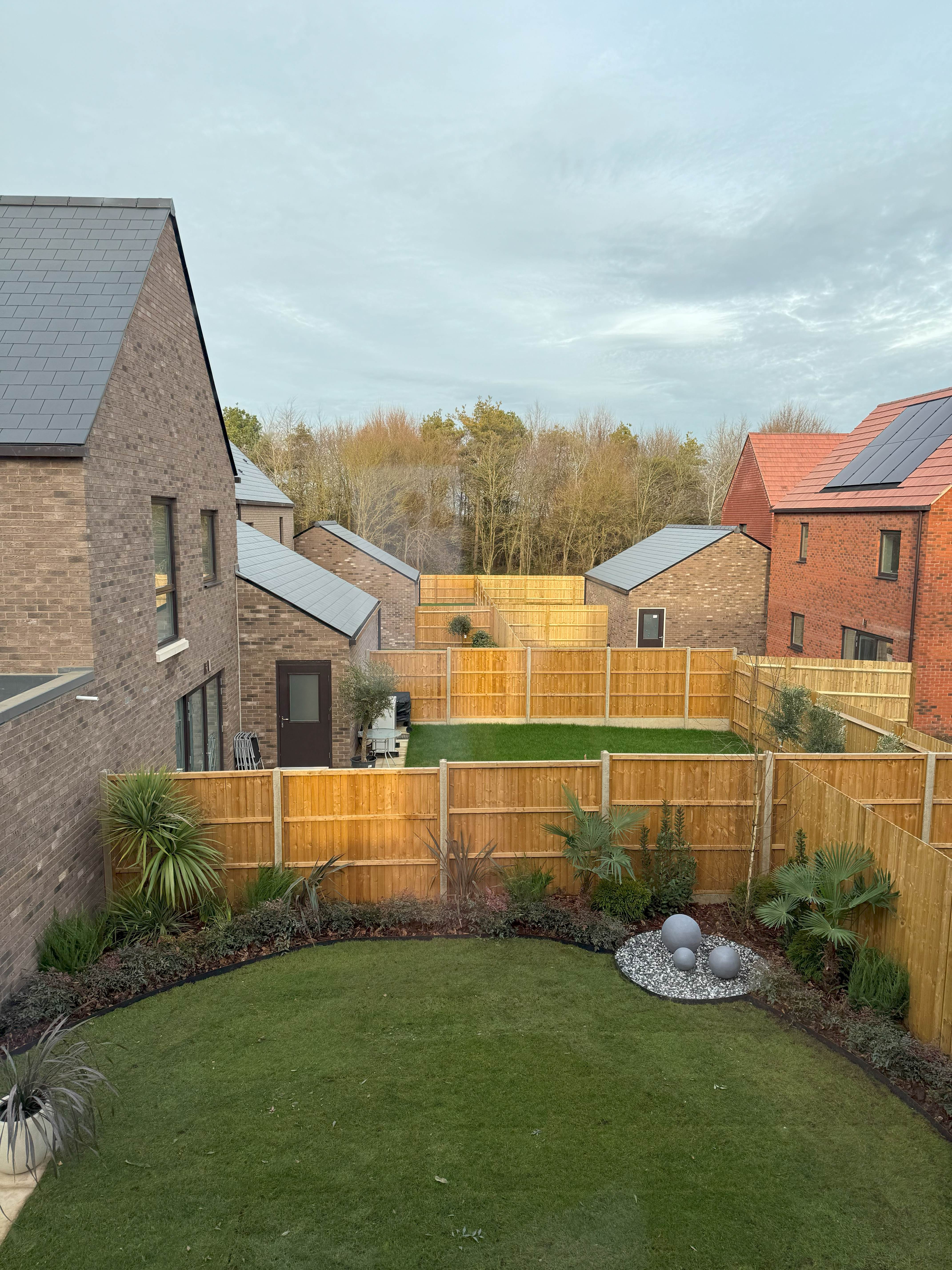 藍莎集團 - 英國樓盤、英國物業代理 | 英國買樓置業一站式服務