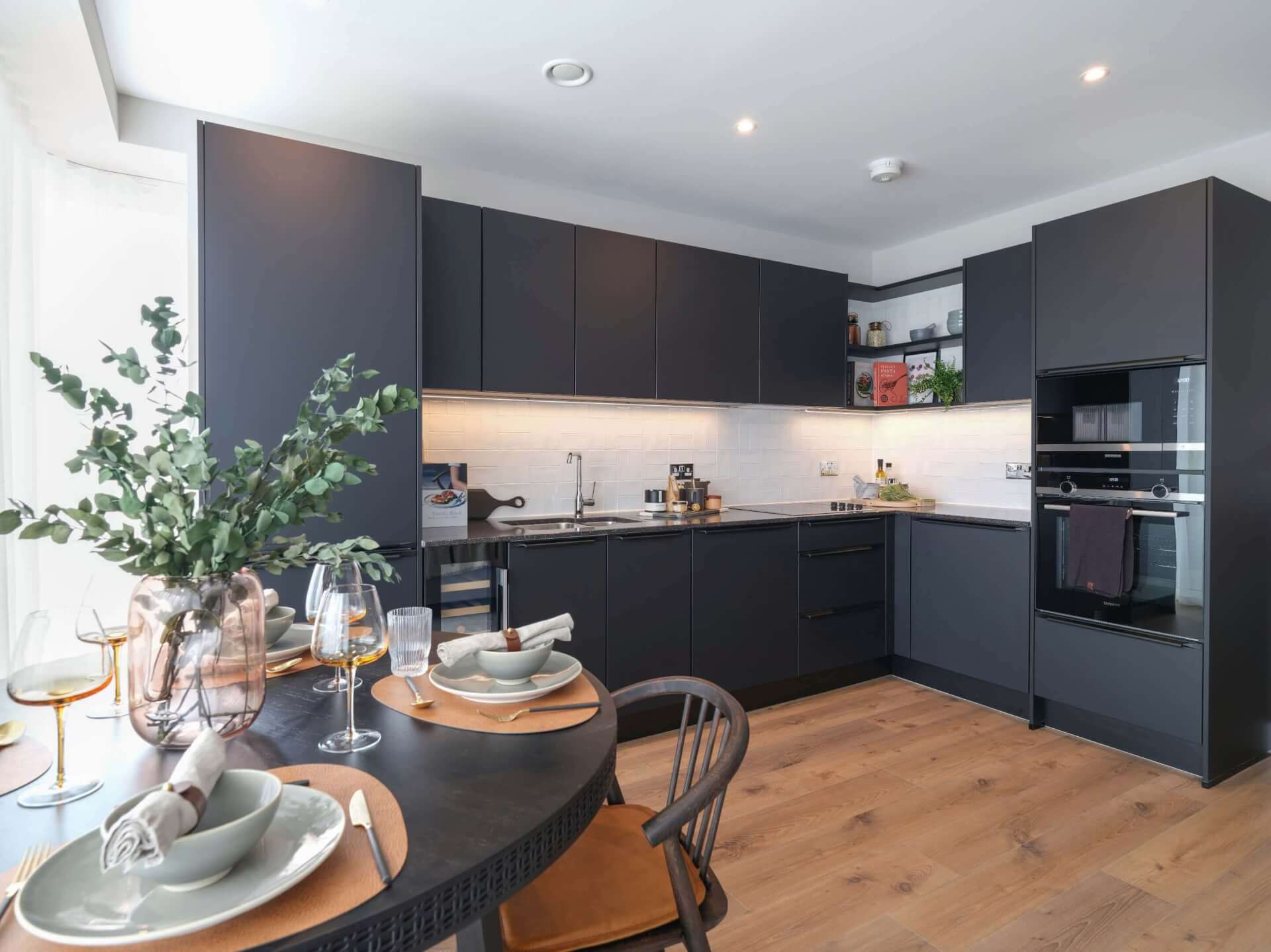 藍莎集團 - 英國樓盤、英國物業代理 | 英國買樓置業一站式服務