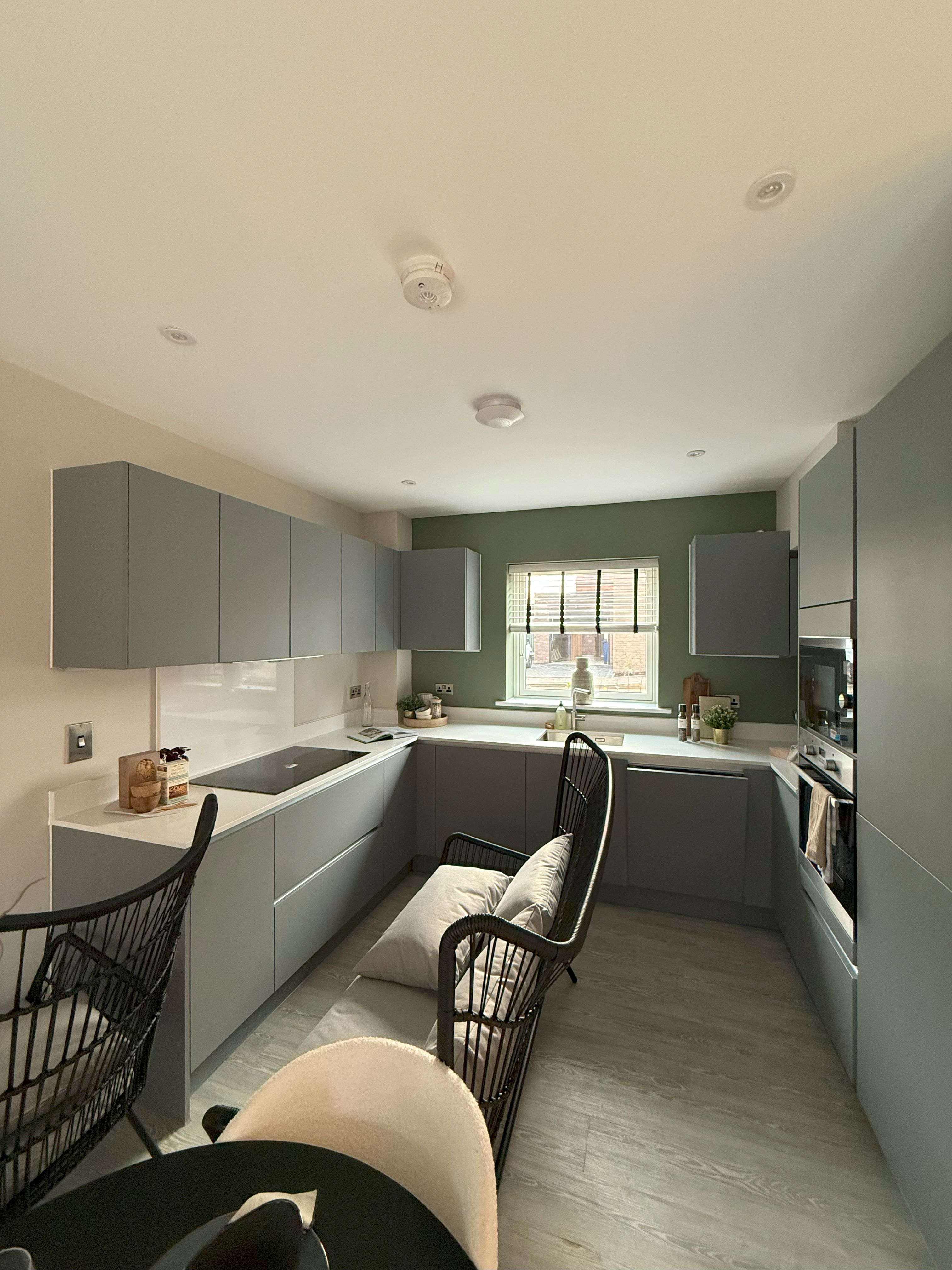 藍莎集團 - 英國樓盤、英國物業代理 | 英國買樓置業一站式服務