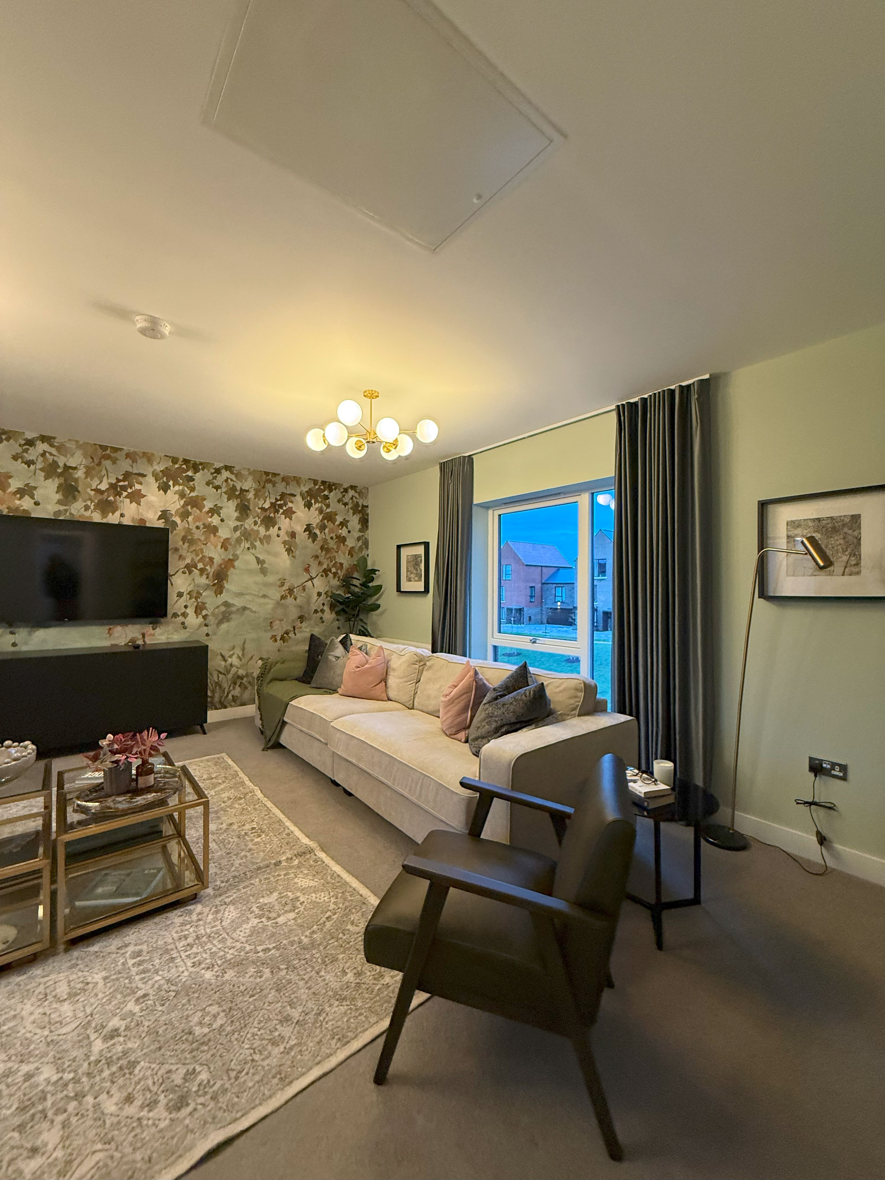 藍莎集團 - 英國樓盤、英國物業代理 | 英國買樓置業一站式服務