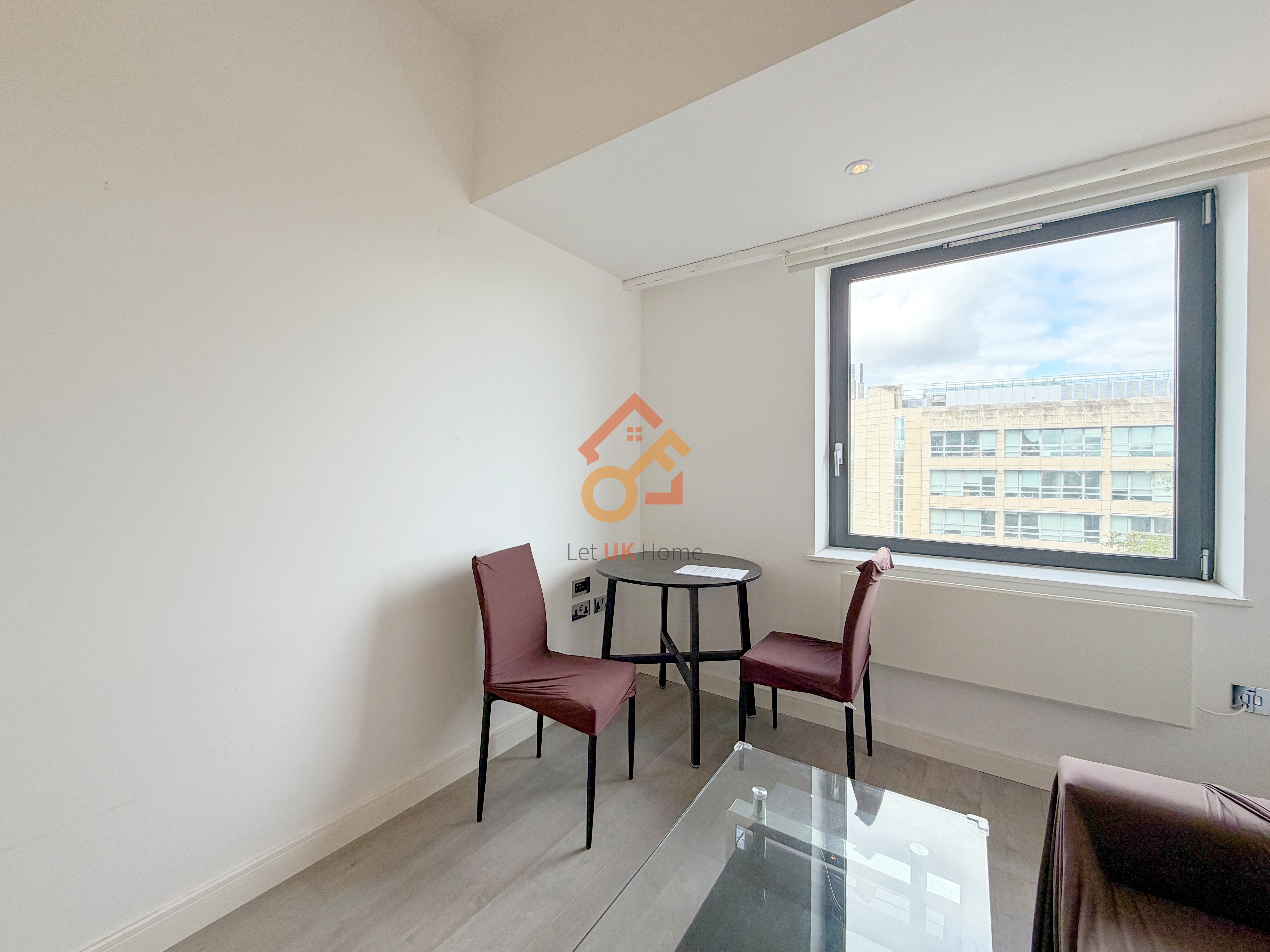 斯劳·1房1卫·Verona Apartments 房源图片