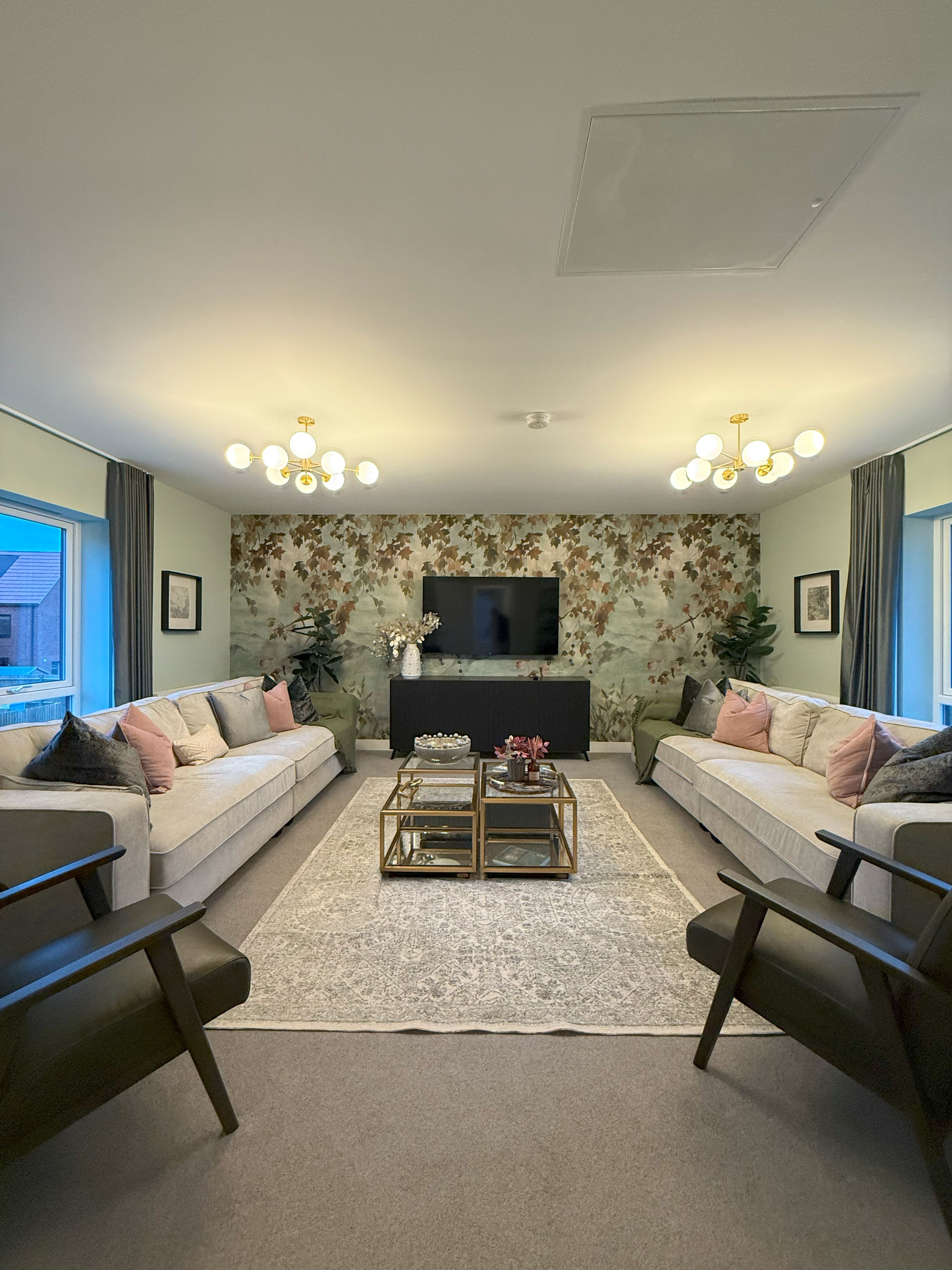 藍莎集團 - 英國樓盤、英國物業代理 | 英國買樓置業一站式服務