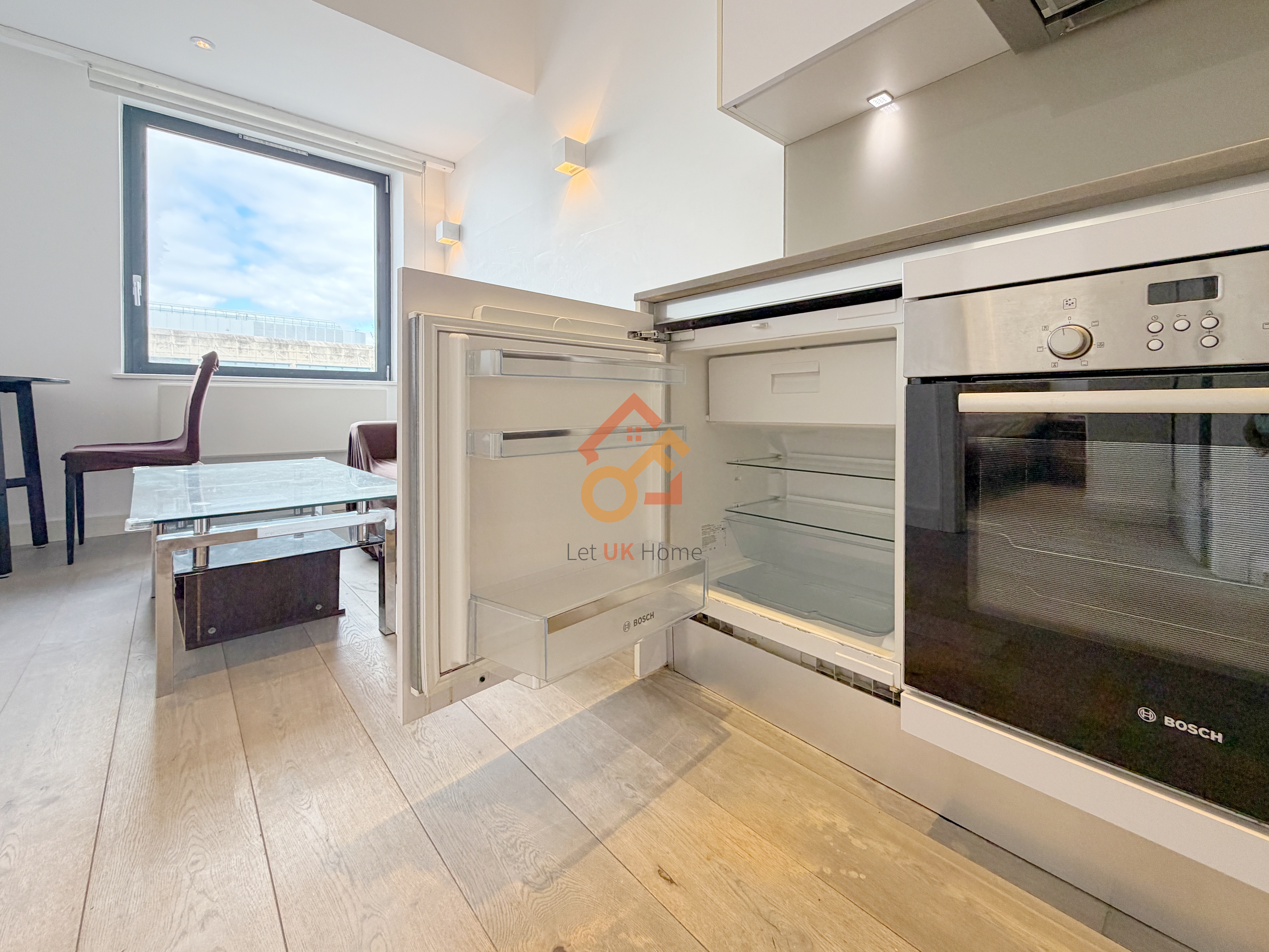 斯劳·1房1卫·Verona Apartments 房源图片
