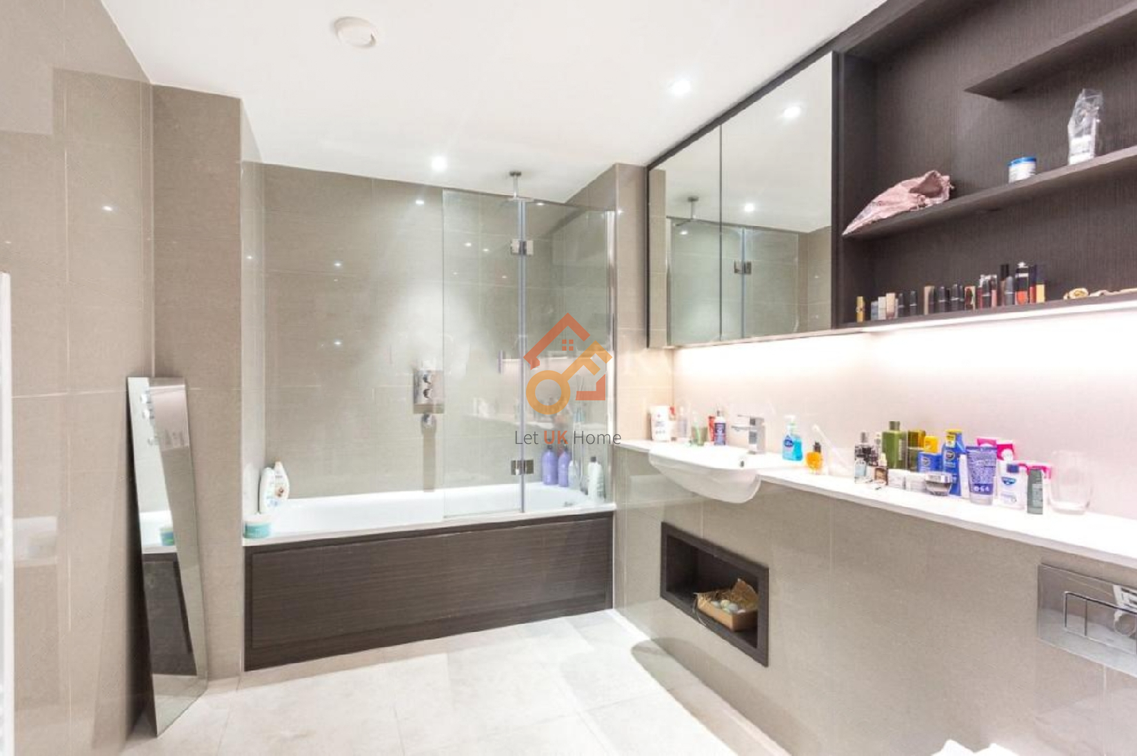 伦敦Southwark•2房•Delphini Apartments 房源图片