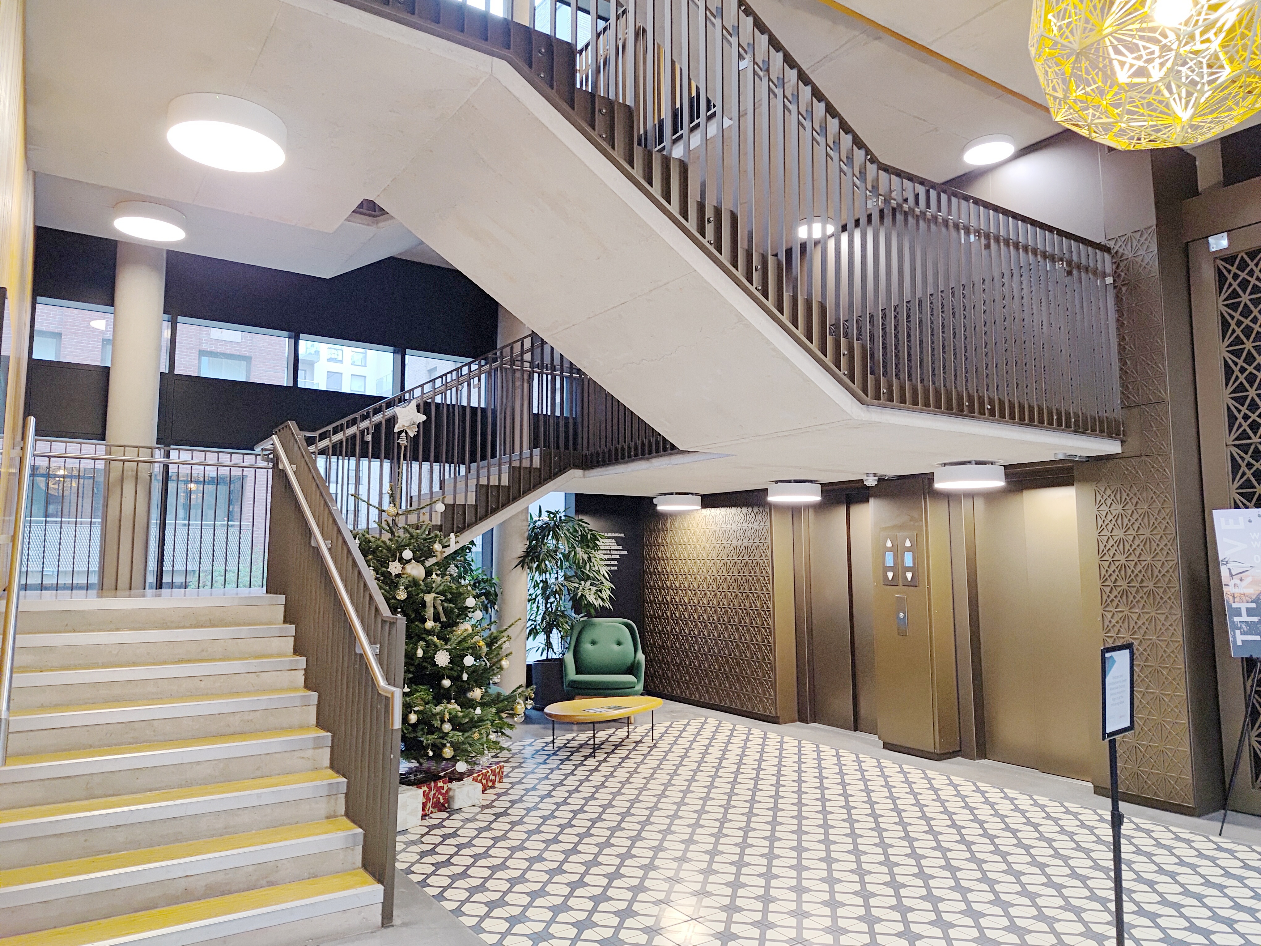 藍莎集團 | 英國置產一站式服務