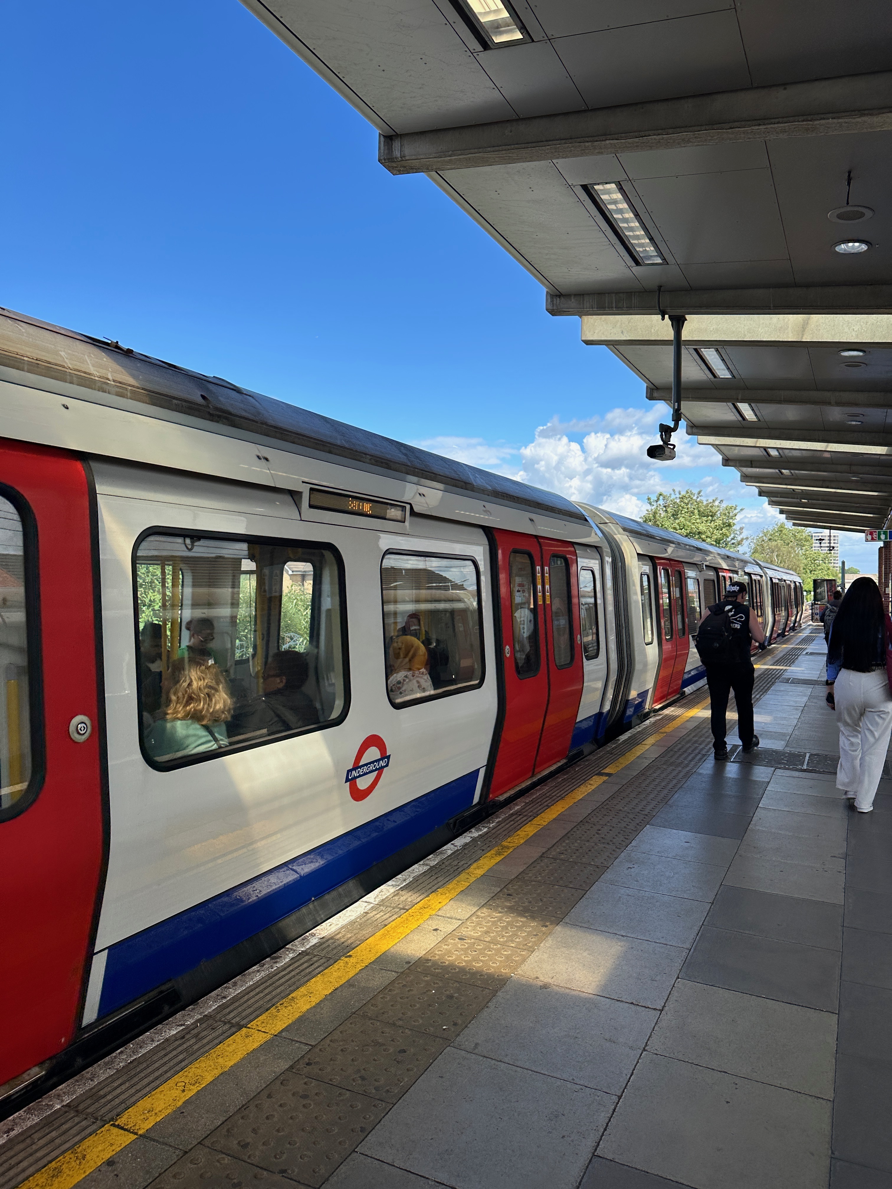 藍莎集團 - 英國樓盤、英國物業代理 | 英國買樓置業一站式服務