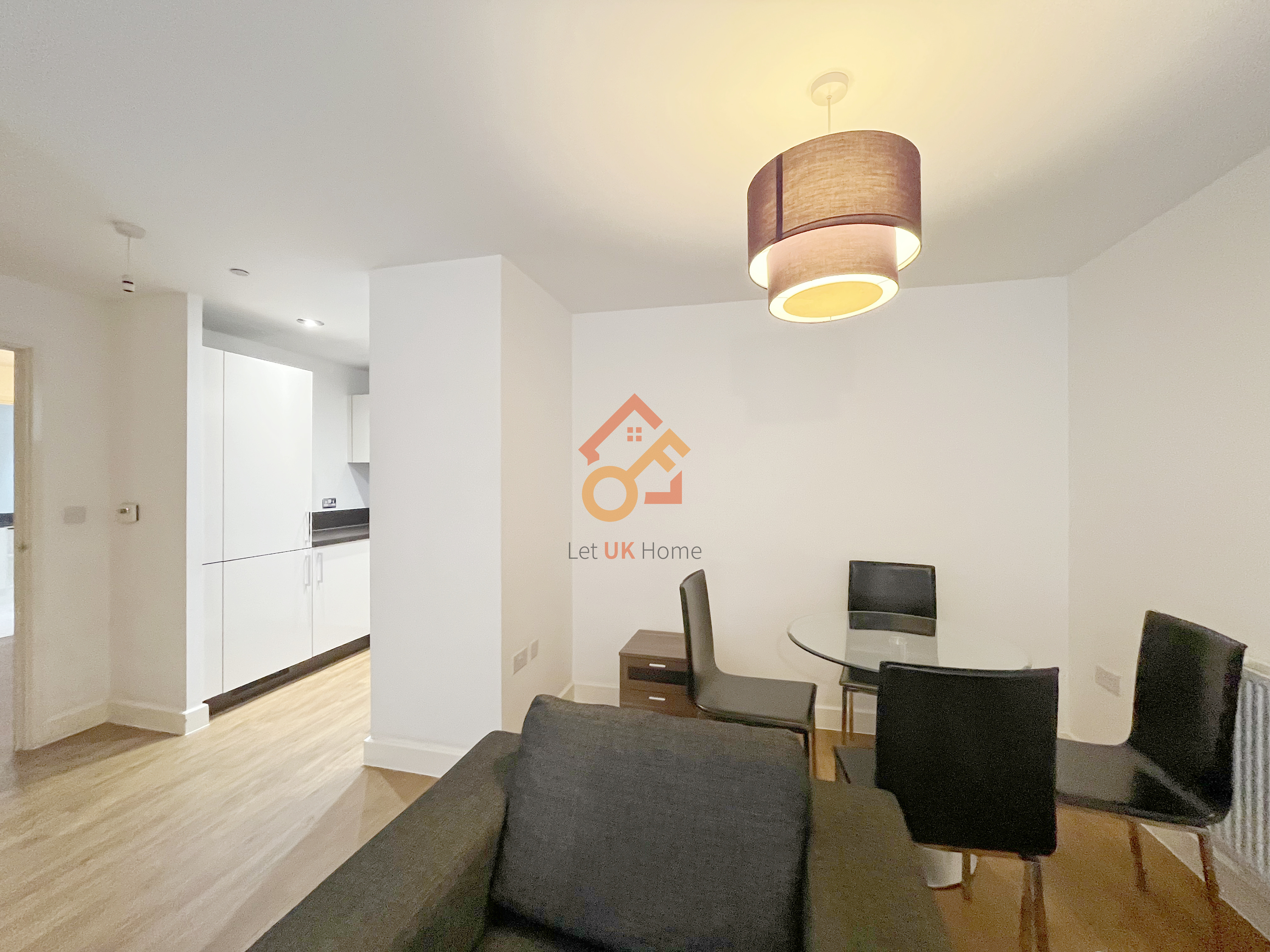 藍莎集團 | 英國置產一站式服務