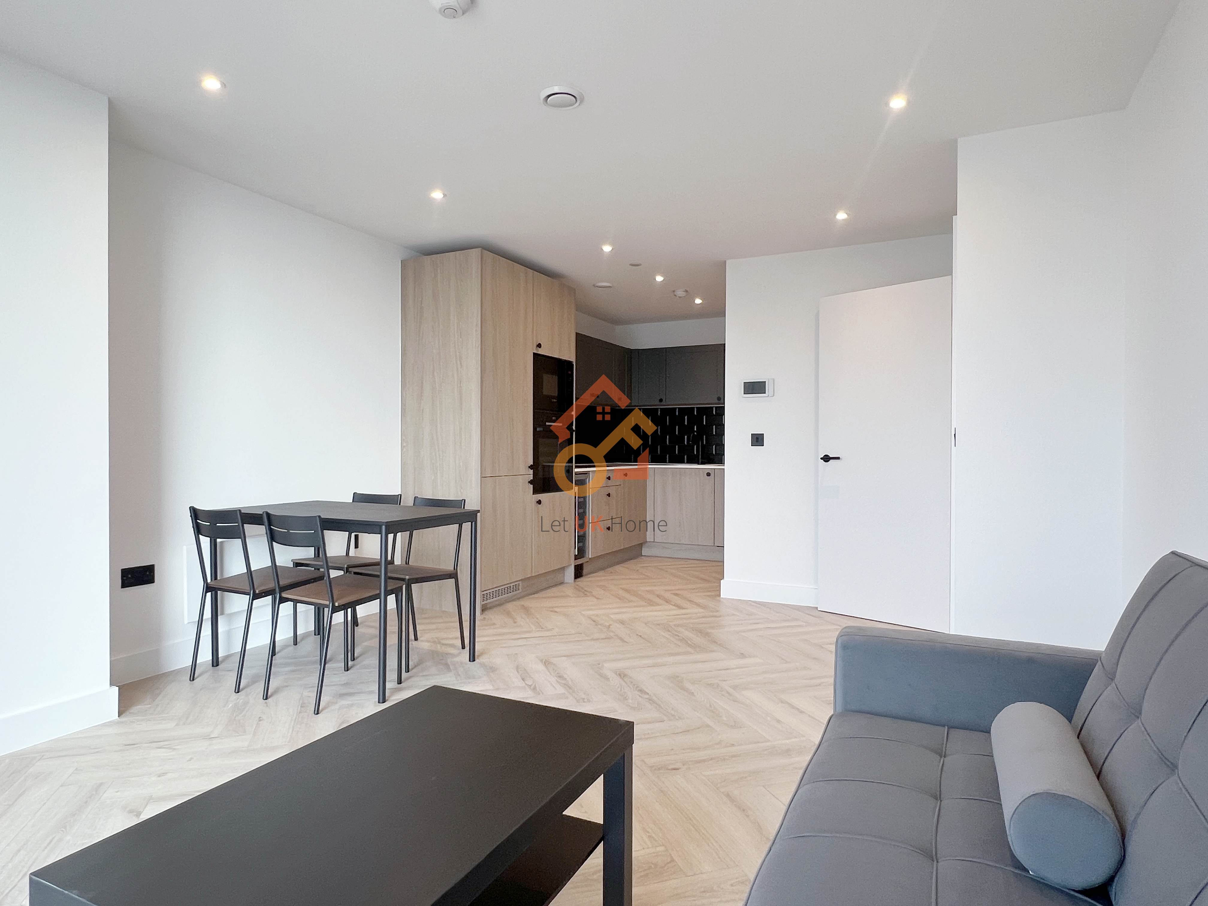 藍莎集團 - 英國樓盤、英國物業代理 | 英國買樓置業一站式服務