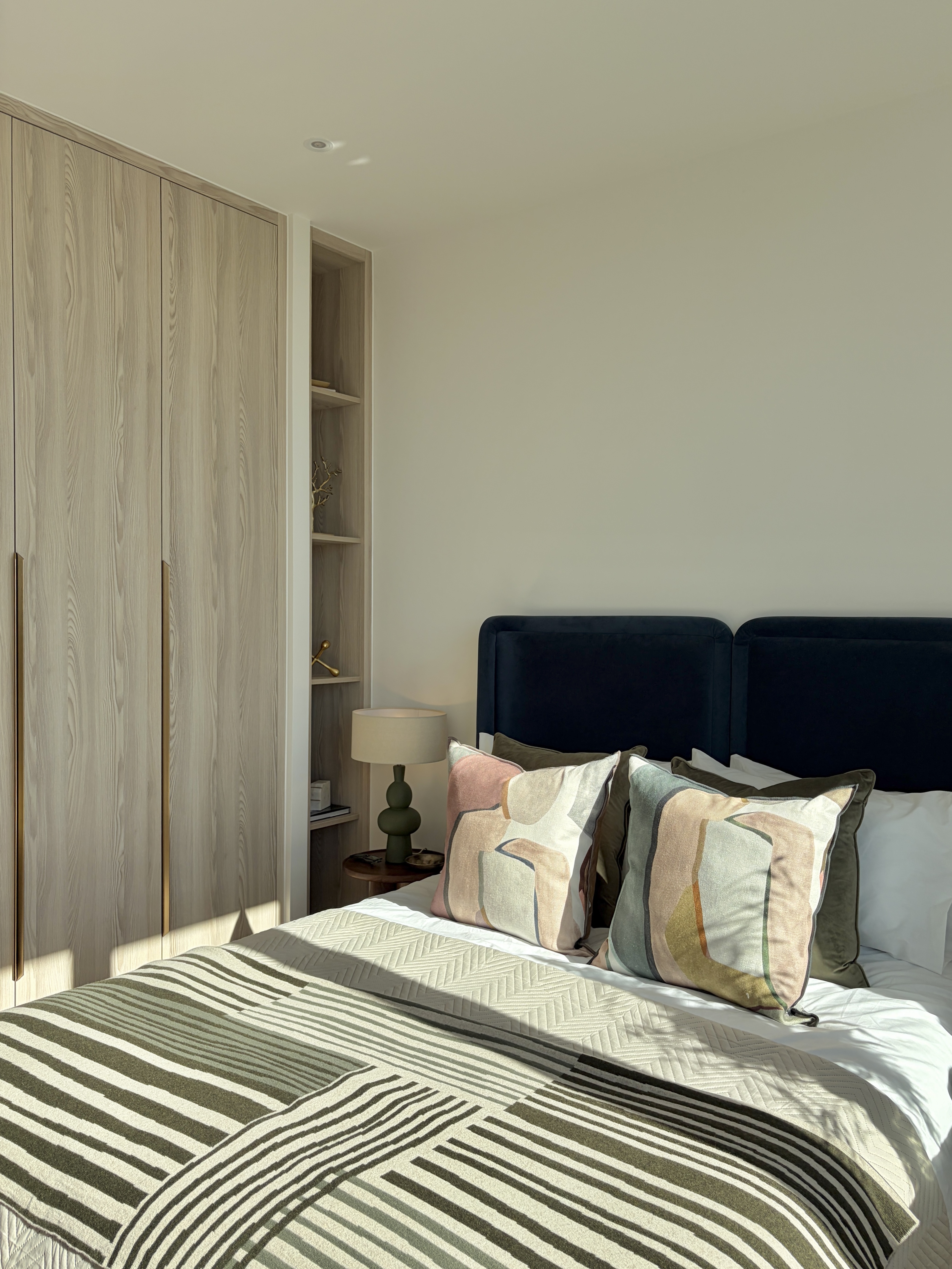 Lansha Group - UK Real Estate, UK Property Agency | One stop shop for buying and purchasing properties in the UK