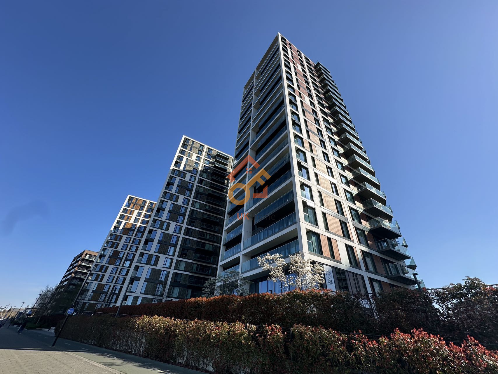 藍莎集團 - 英國樓盤、英國物業代理 | 英國買樓置業一站式服務