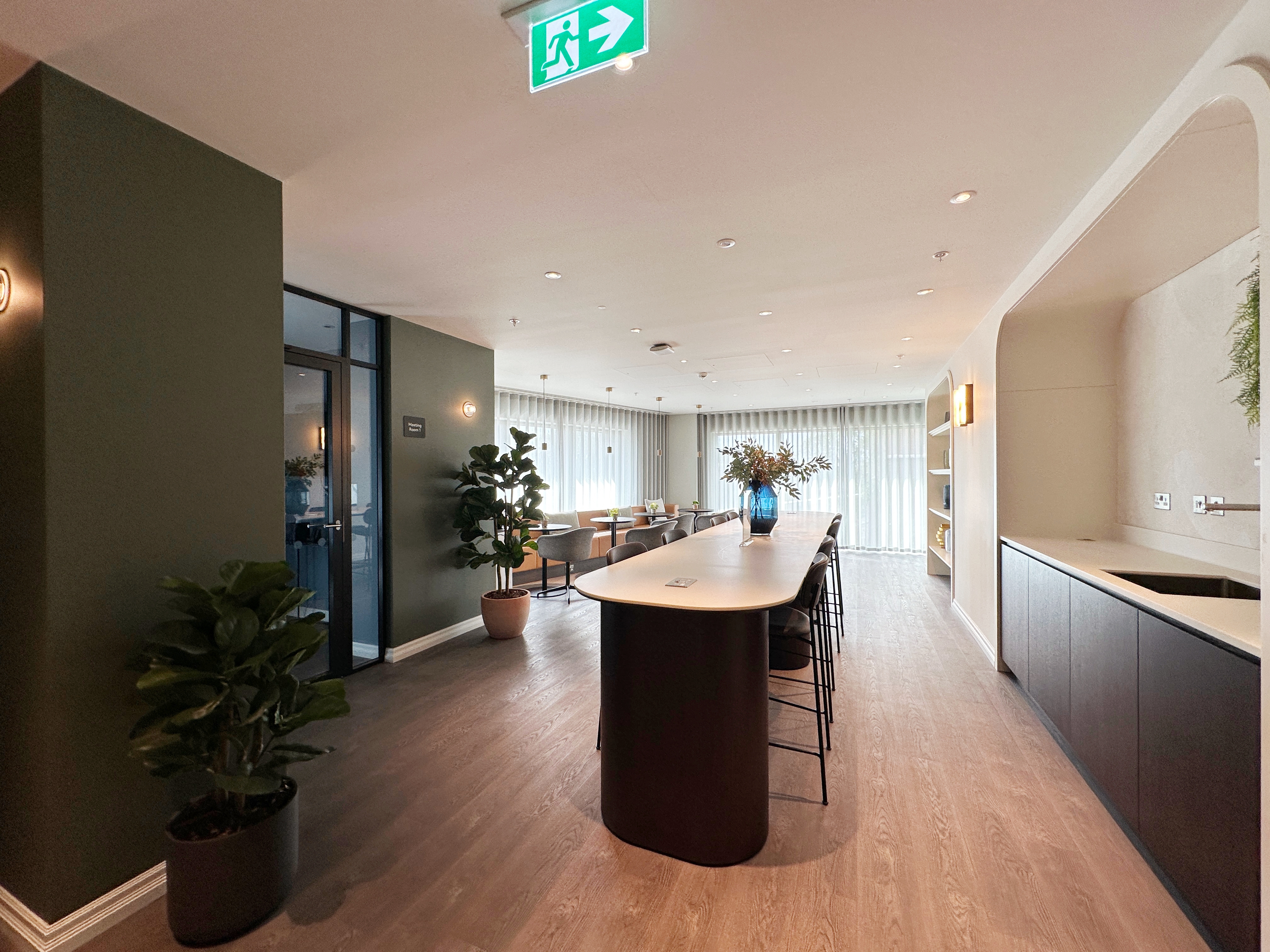 藍莎集團 - 英國樓盤、英國物業代理 | 英國買樓置業一站式服務