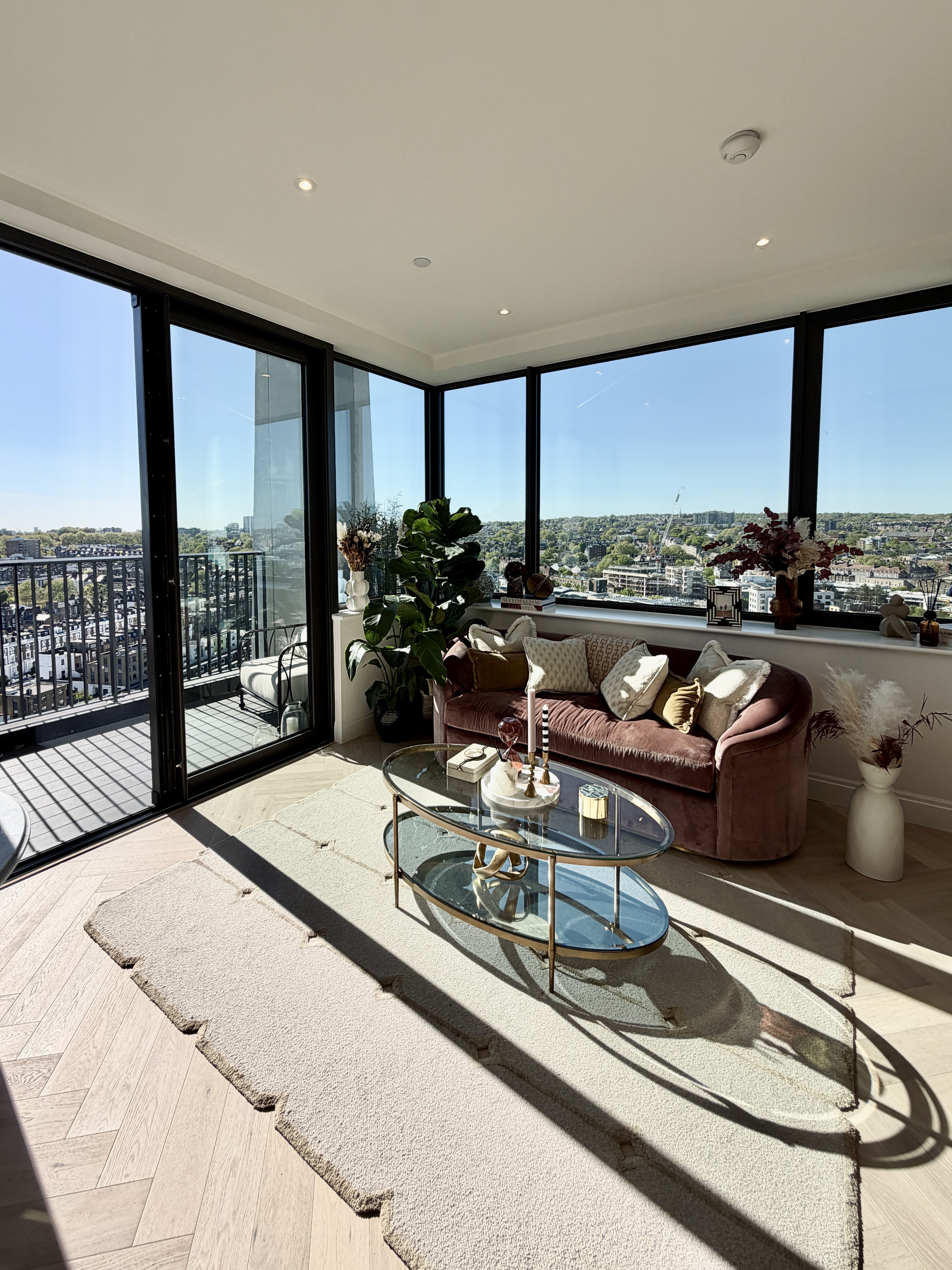 Lansha Group - UK Real Estate, UK Property Agency | One stop shop for buying and purchasing properties in the UK