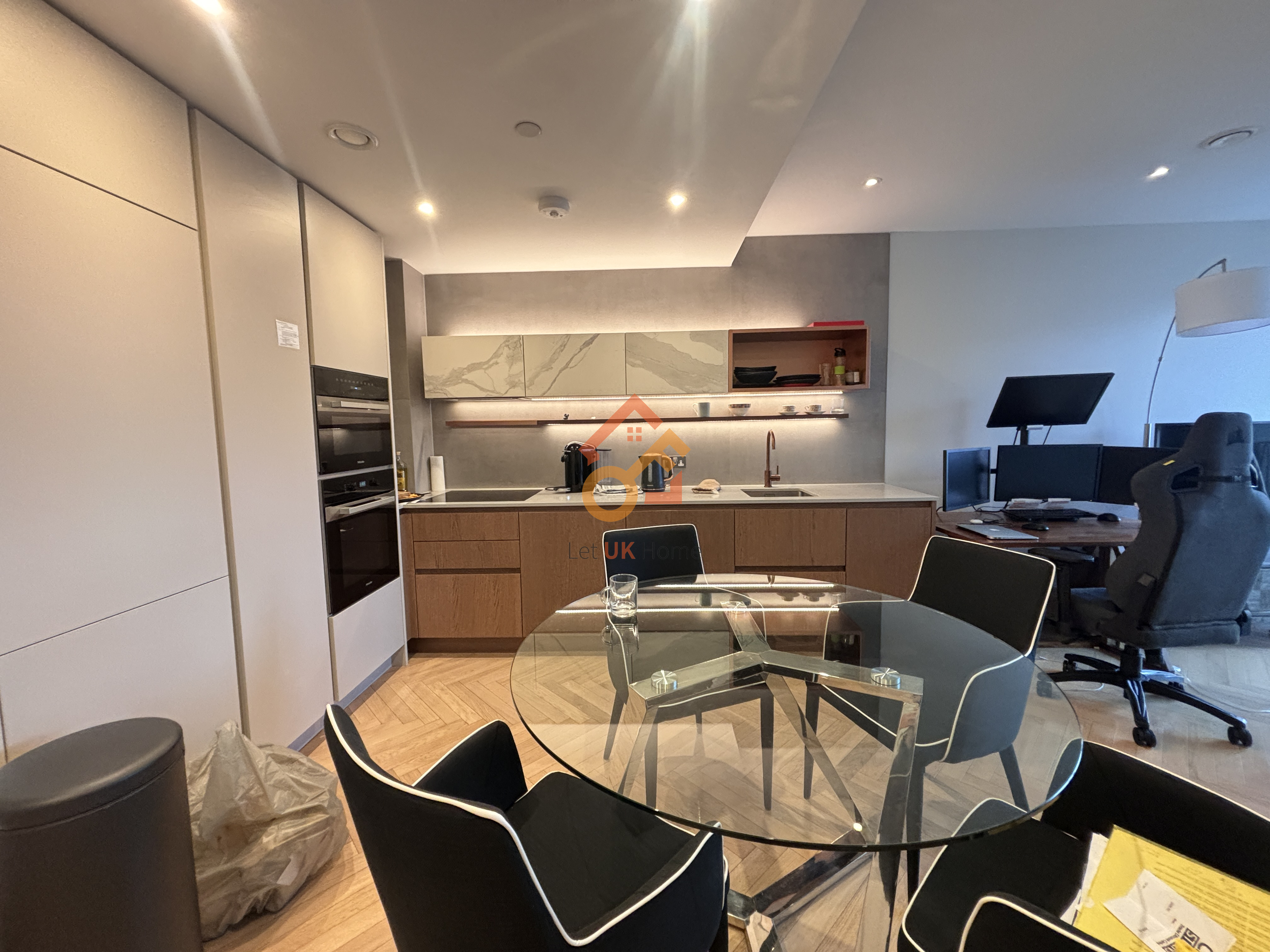 藍莎集團 - 英國樓盤、英國物業代理 | 英國買樓置業一站式服務