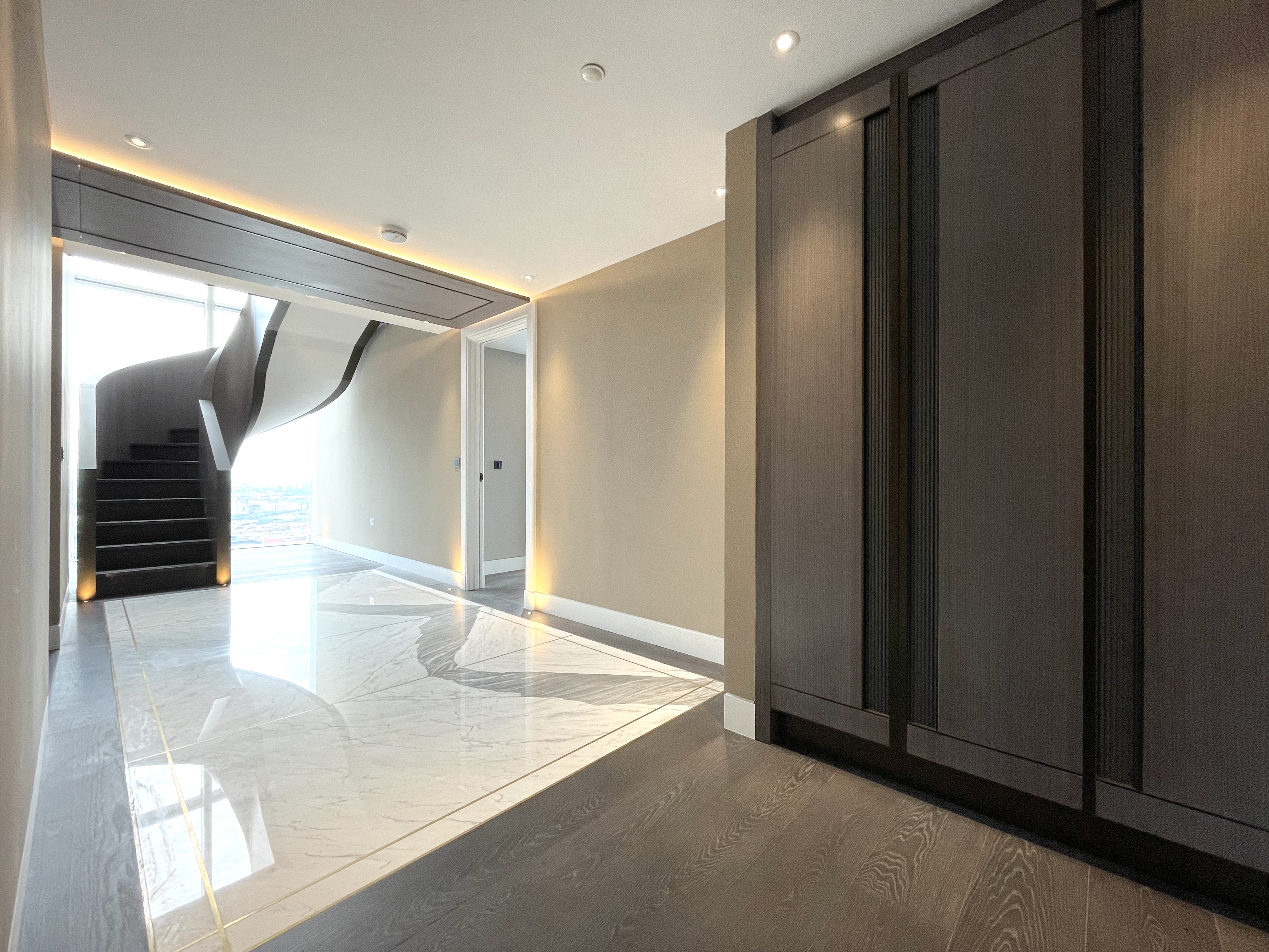 藍莎集團 | 英國置產一站式服務