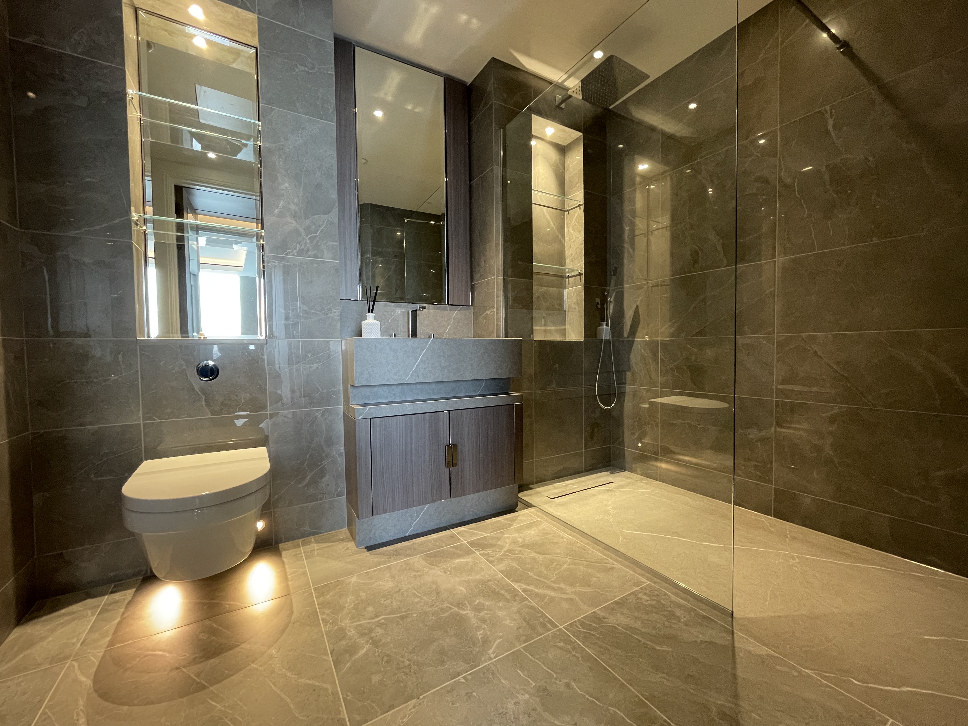 藍莎集團 | 英國置產一站式服務