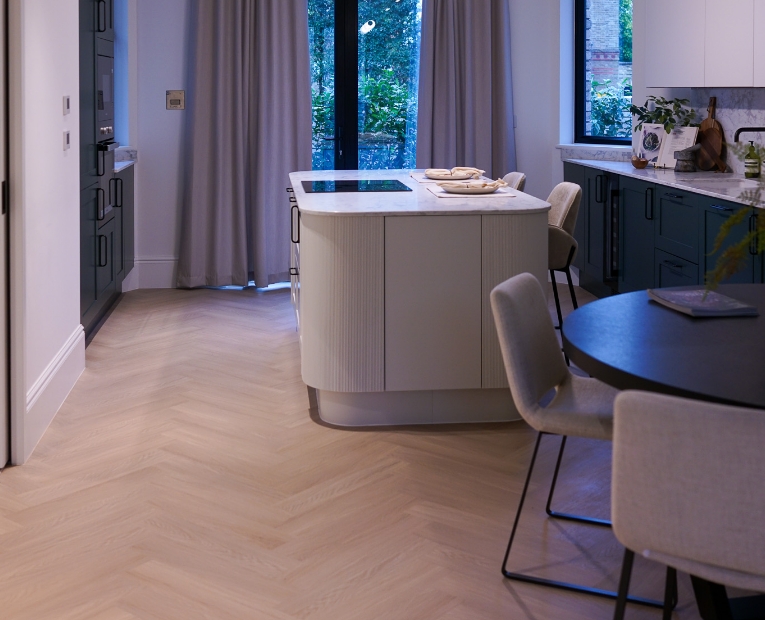 藍莎集團 | 英國置產一站式服務